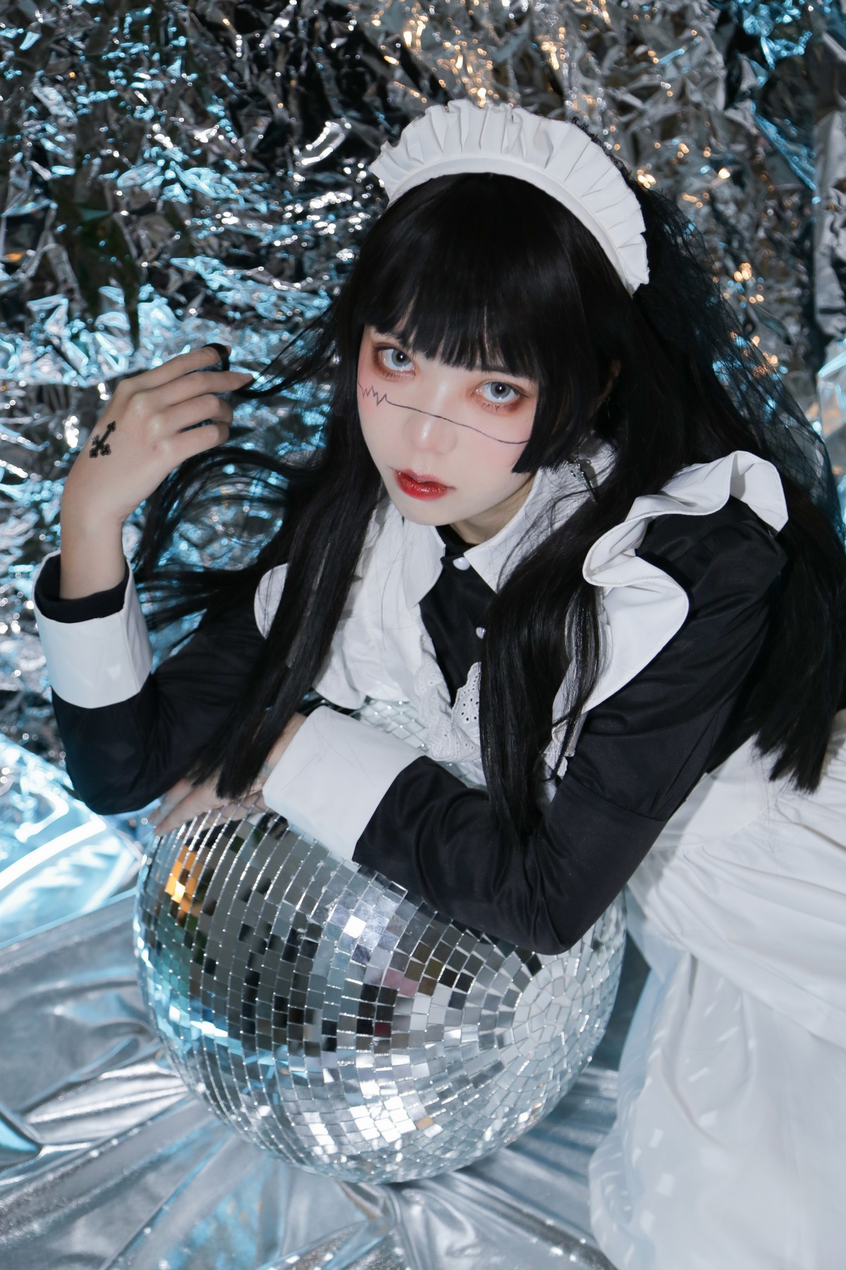 xgyw.top_微博妹子Fushii_海堂生化女仆主题美女战士装扮性感黑白女仆长裙迷人写真46P