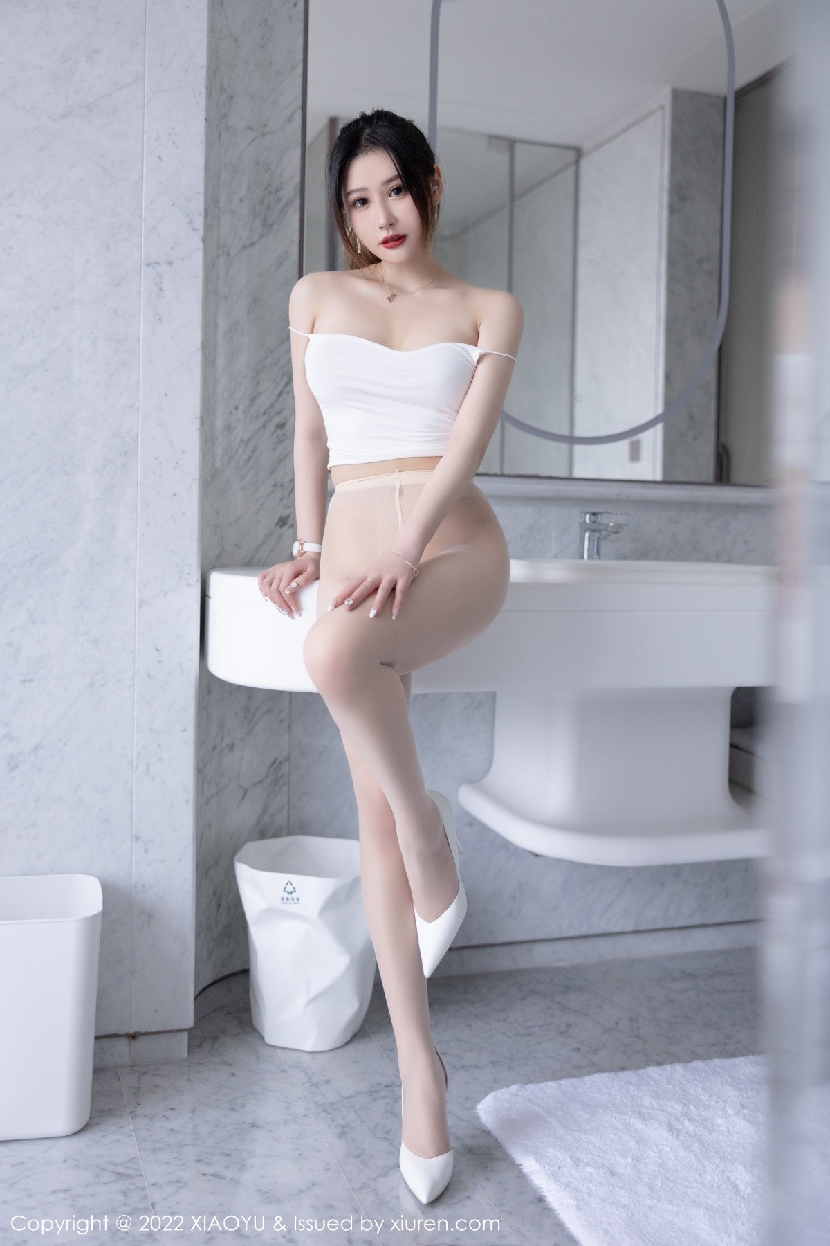 xgyw.top_[XiaoYu画语界]Vol.813_模特张欣欣私房浴室白色轻透吊带配超薄无内肉丝撩人诱惑写真73P