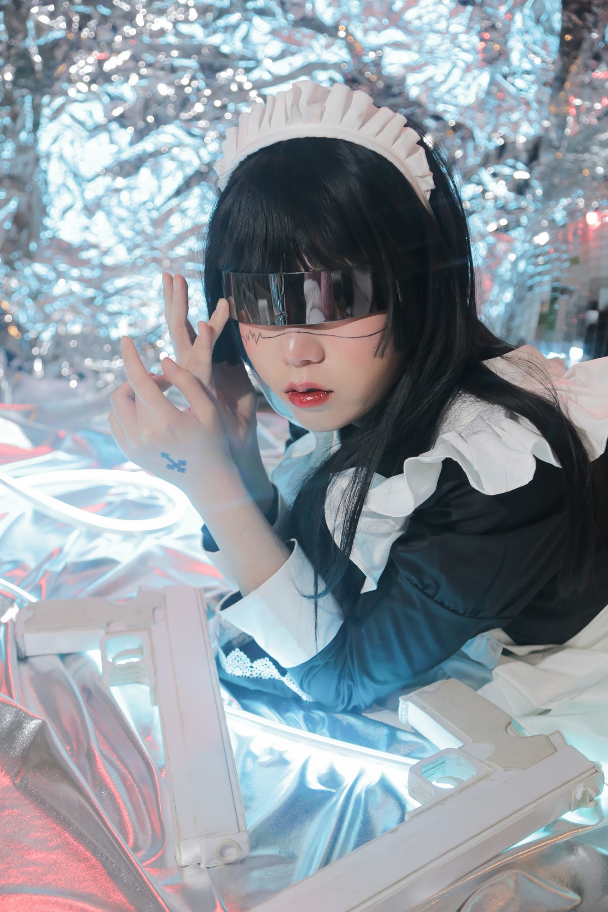 xgyw.top_微博妹子Fushii_海堂生化女仆主题美女战士装扮性感黑白女仆长裙迷人写真46P