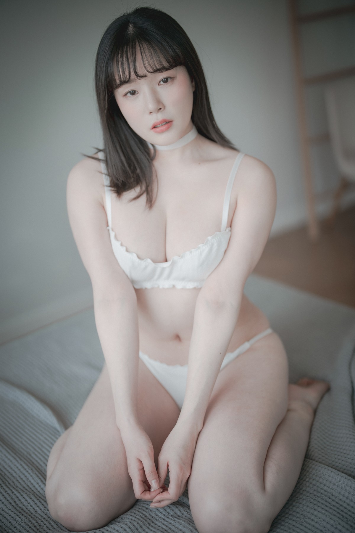 xgyw.top_[DJAWA]No.123_模特PIA_Cozy White主题私房性感白色内衣秀丰满身材撩人诱惑写真77P