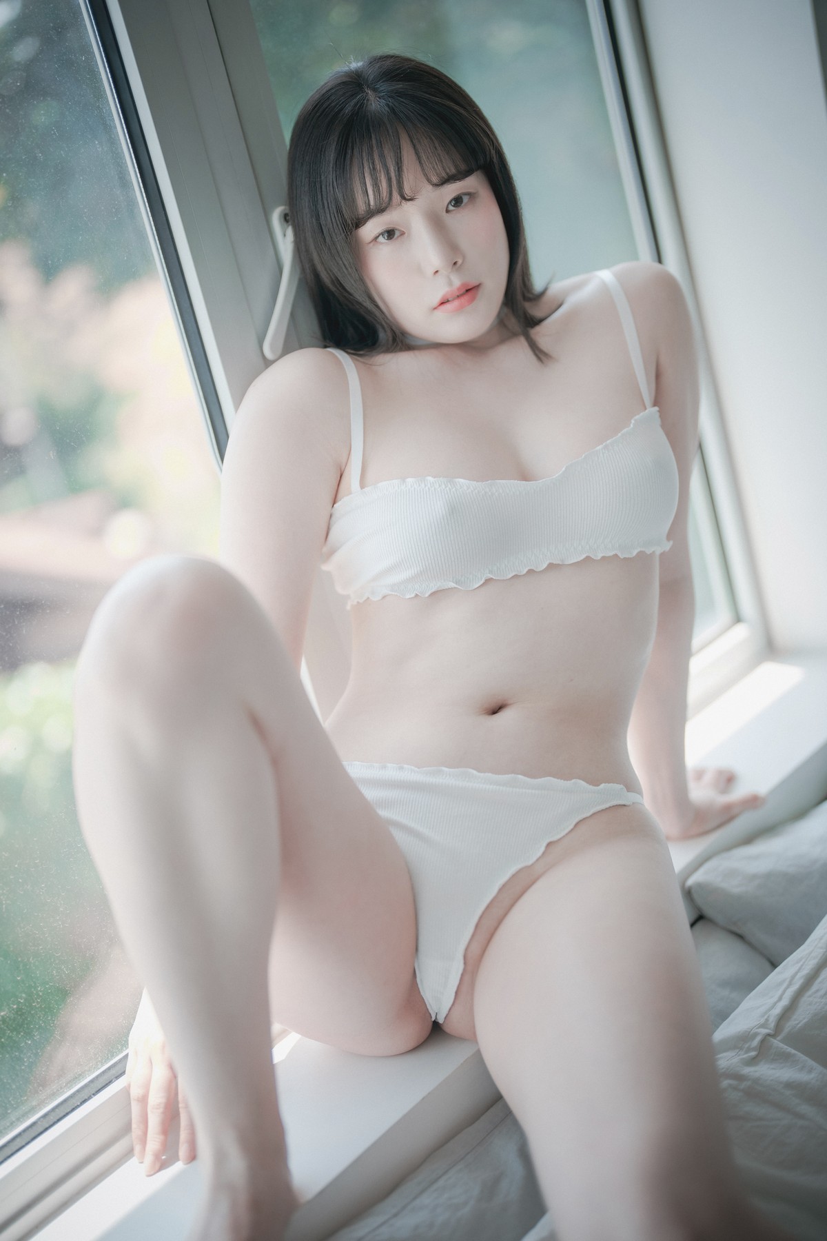 xgyw.top_[DJAWA]No.123_模特PIA_Cozy White主题私房性感白色内衣秀丰满身材撩人诱惑写真77P