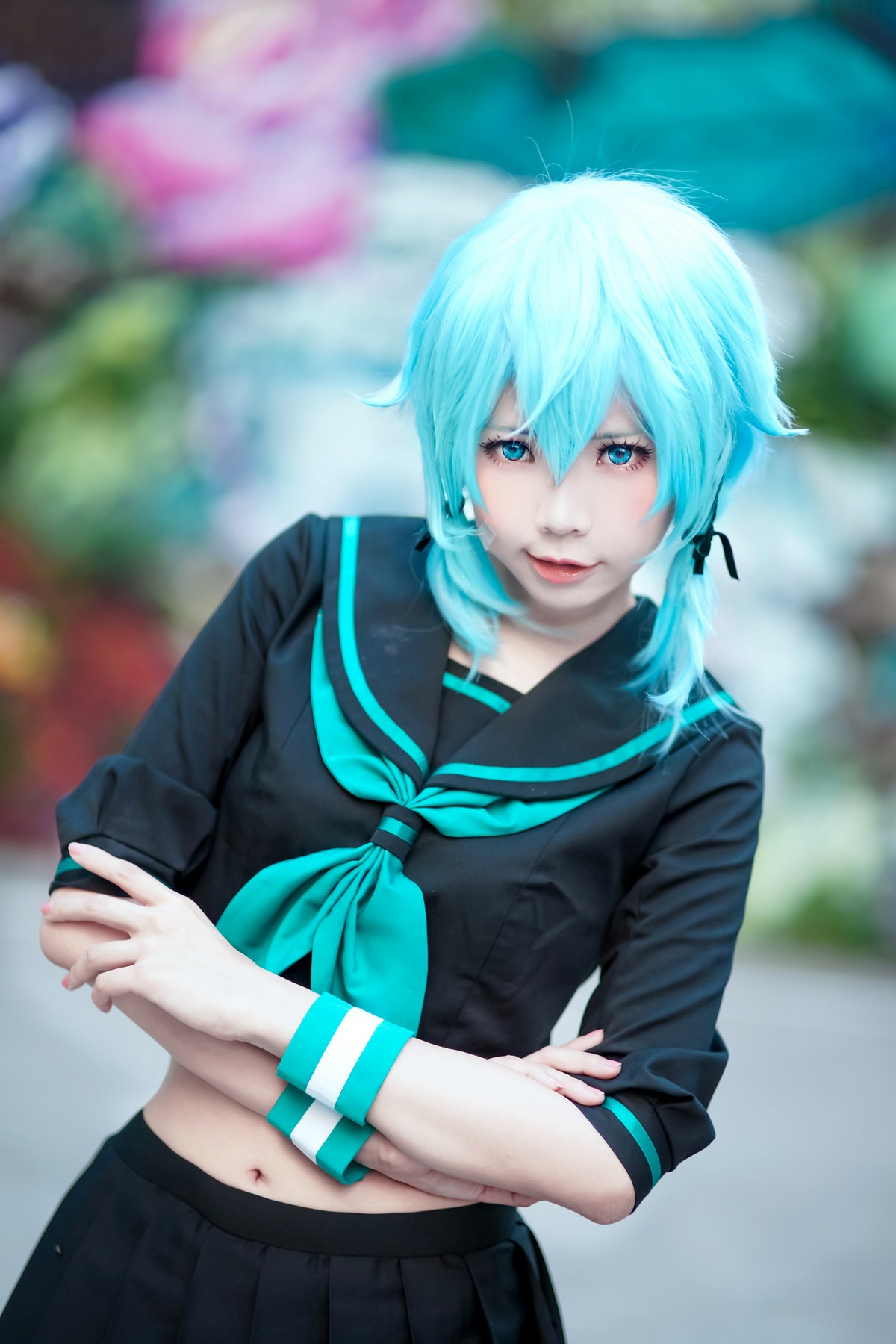 xgyw.top_Coser妹子Ely_eee诗乃JK主题户外性感JK制服配黑丝袜秀完美身材迷人写真36P