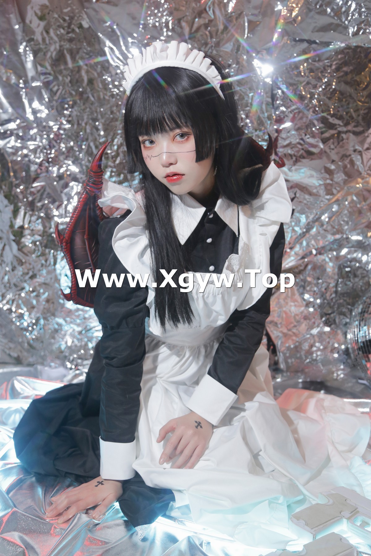 xgyw.top_微博妹子Fushii_海堂生化女仆主题美女战士装扮性感黑白女仆长裙迷人写真46P