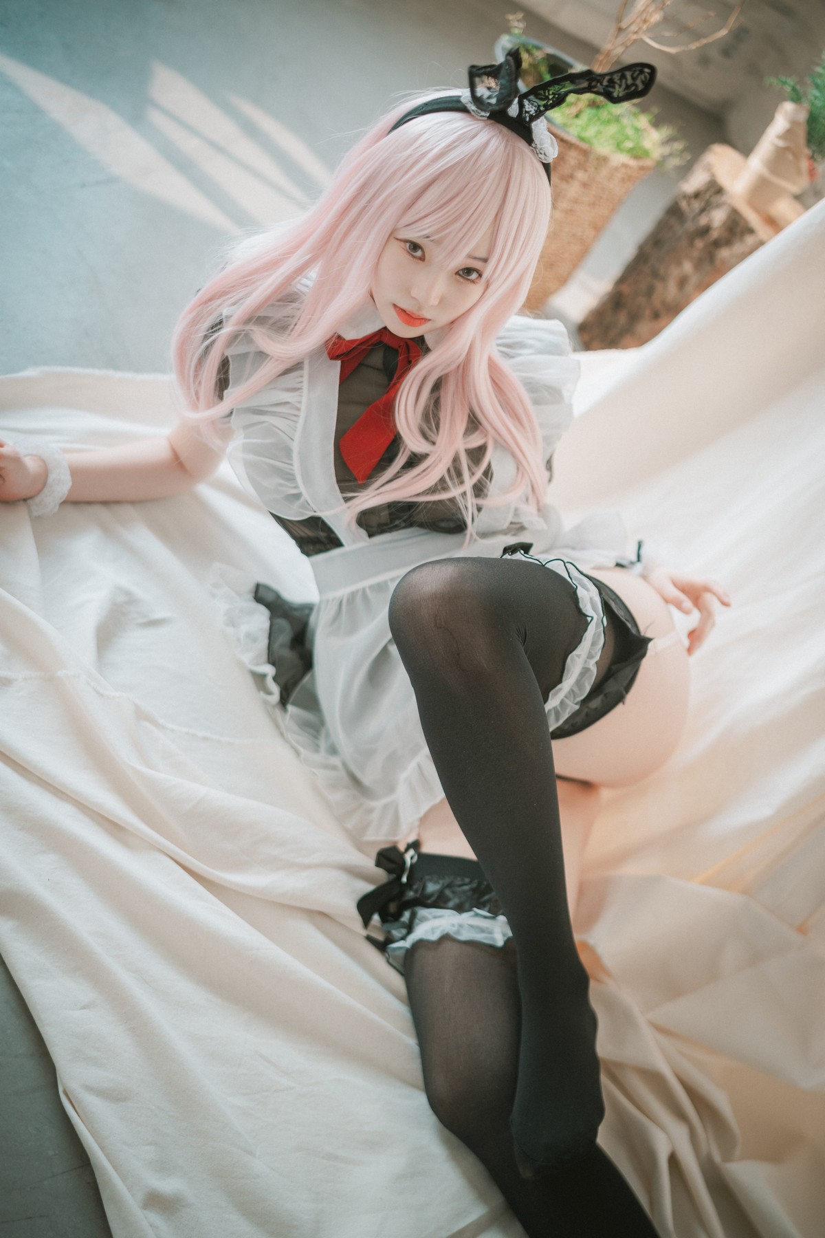 xgyw.top_[DJAWA]No.122_模特Bambi_Sheer Bunny Maid主题薄透服饰配黑丝吊袜秀美腿诱惑写真51P