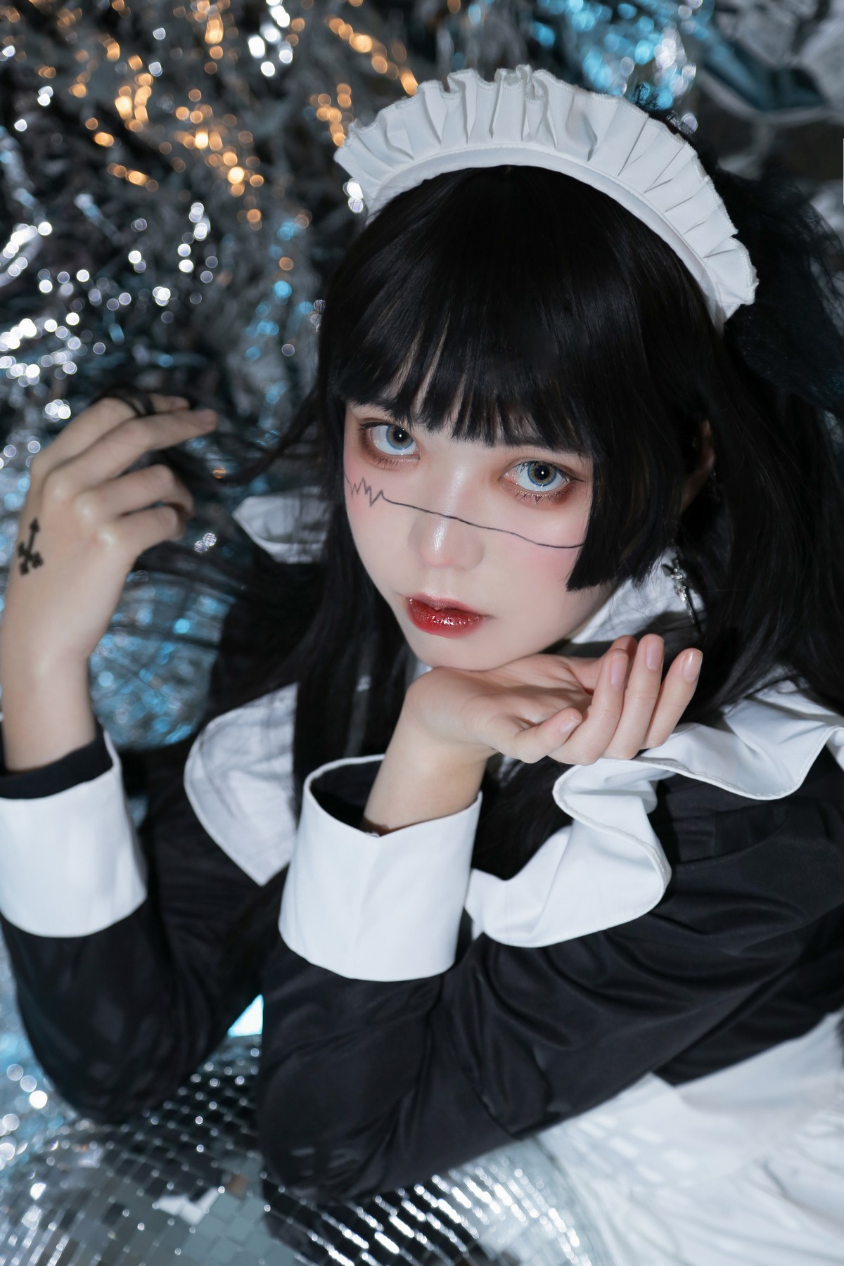 xgyw.top_微博妹子Fushii_海堂生化女仆主题美女战士装扮性感黑白女仆长裙迷人写真46P
