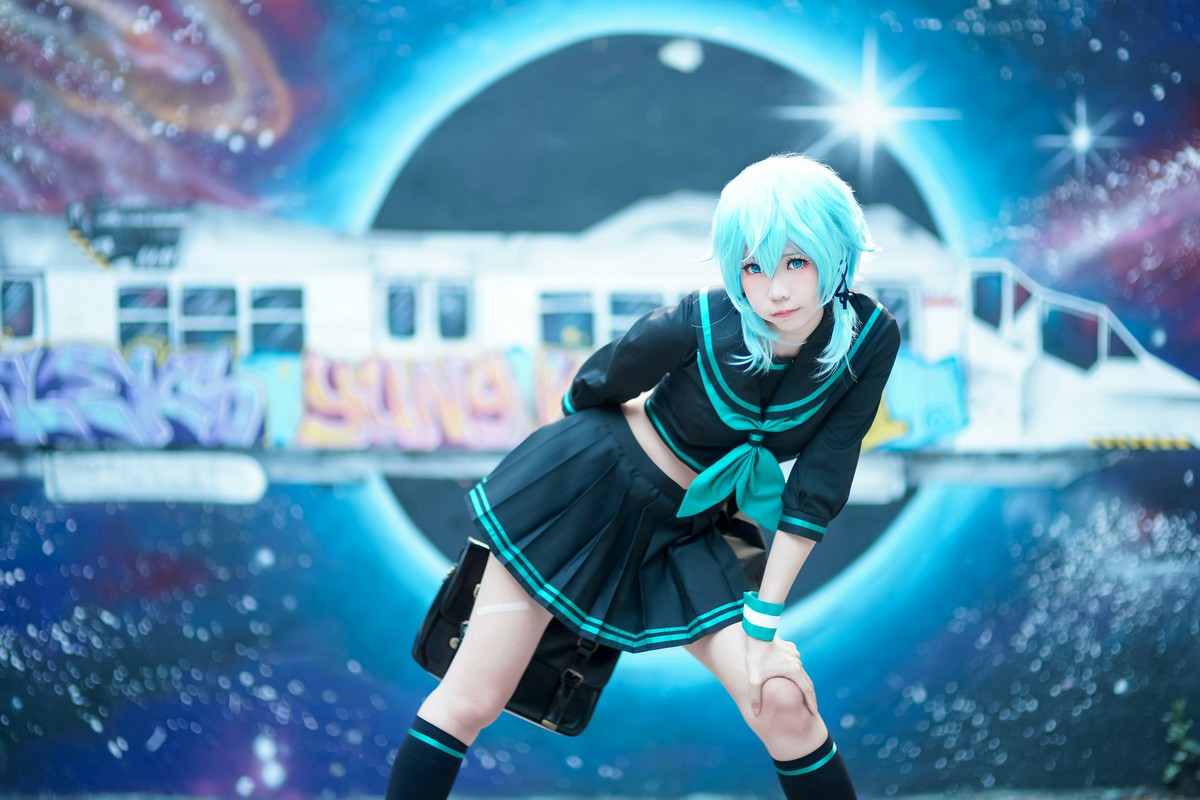 xgyw.top_Coser妹子Ely_eee诗乃JK主题户外性感JK制服配黑丝袜秀完美身材迷人写真36P