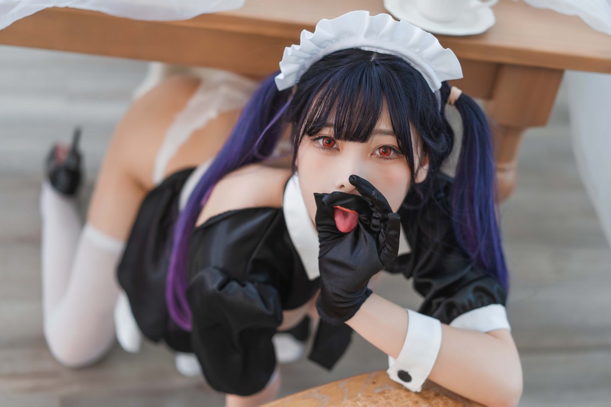 xgyw.top_萌系小姐姐蜜汁猫裘工作女仆主题私房性感露胸女仆装秀三点式内衣撩人诱惑写真50P