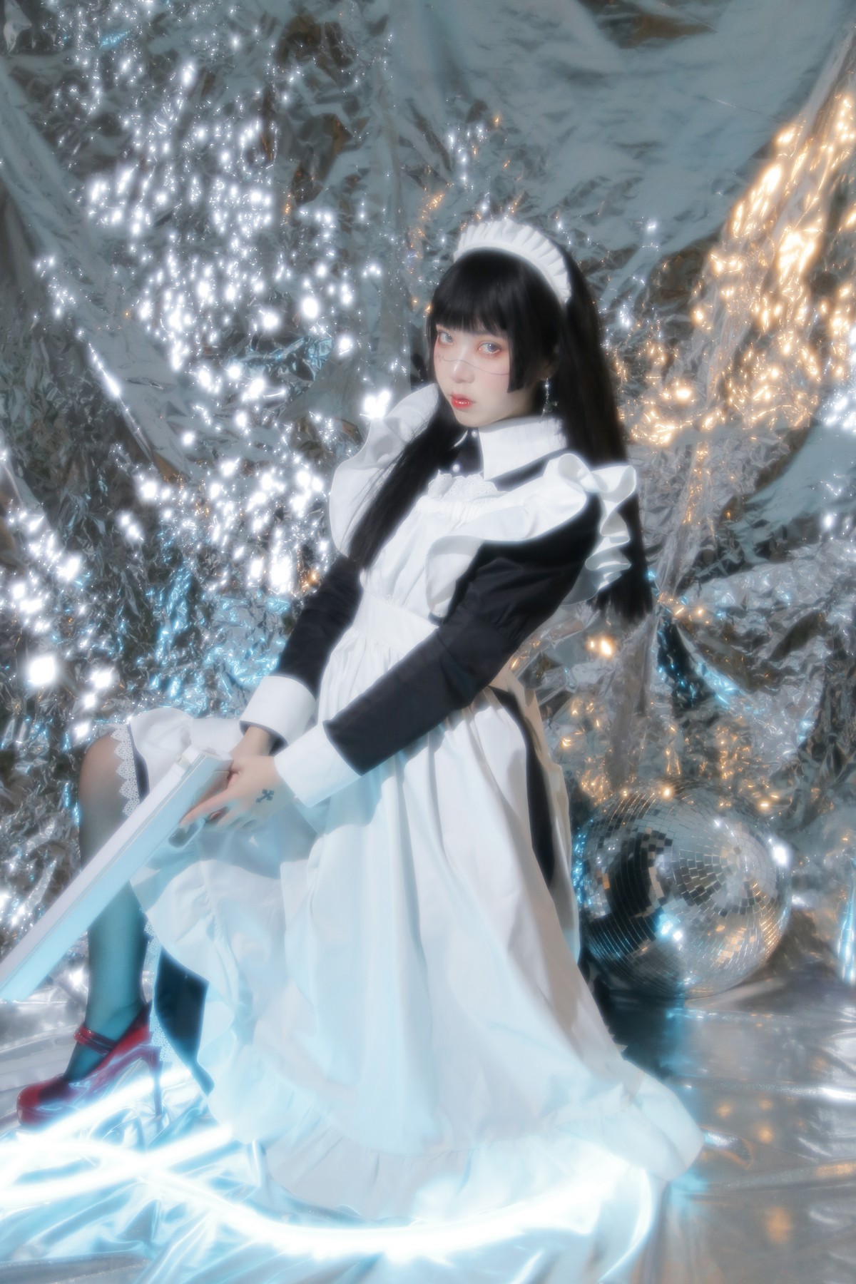 xgyw.top_微博妹子Fushii_海堂生化女仆主题美女战士装扮性感黑白女仆长裙迷人写真46P