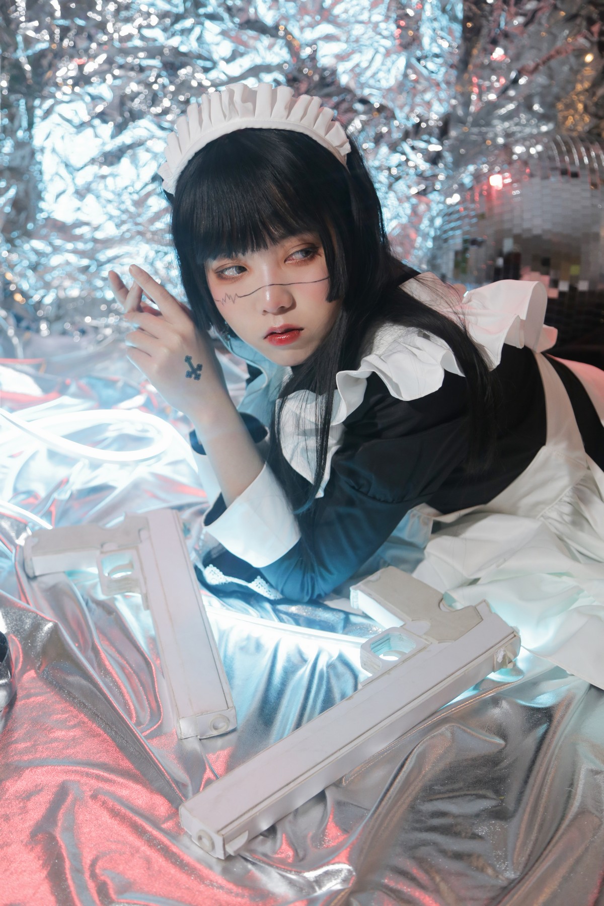 xgyw.top_微博妹子Fushii_海堂生化女仆主题美女战士装扮性感黑白女仆长裙迷人写真46P