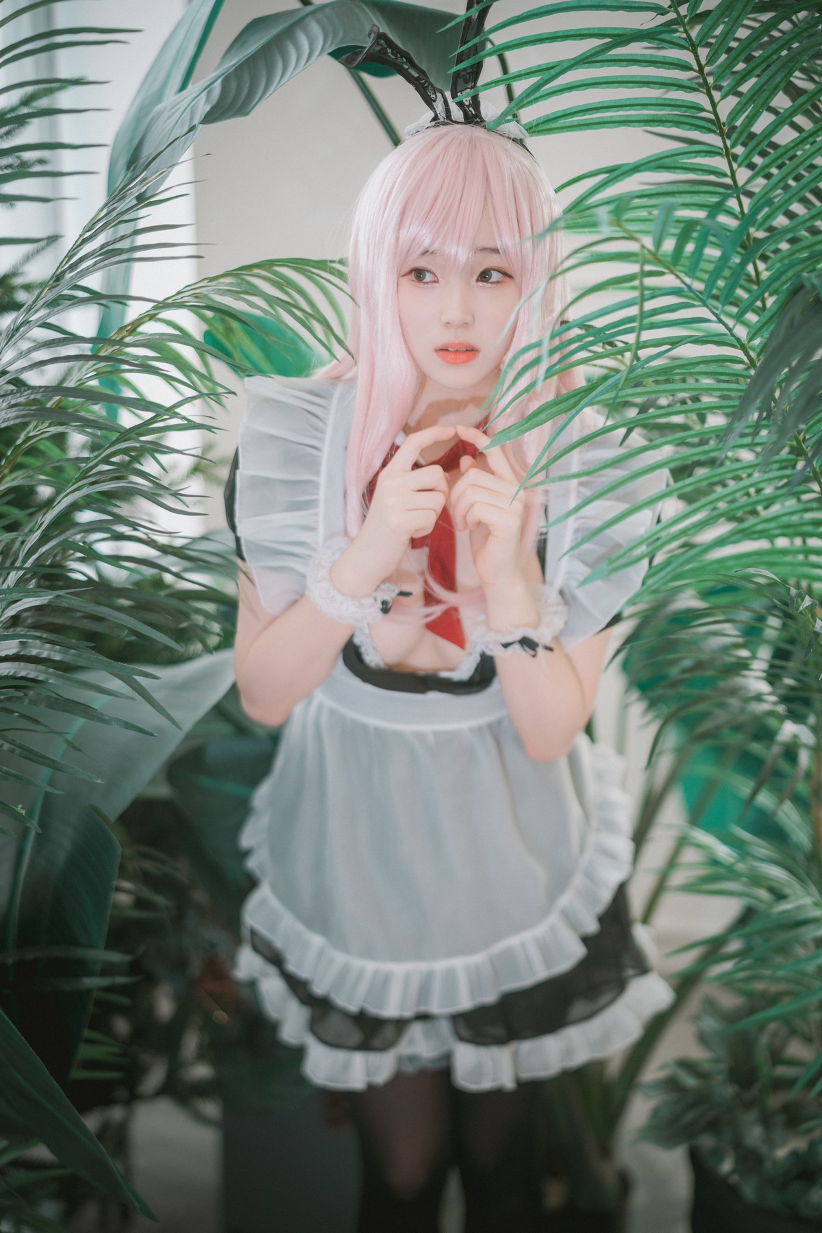 xgyw.top_[DJAWA]No.122_模特Bambi_Sheer Bunny Maid主题薄透服饰配黑丝吊袜秀美腿诱惑写真51P