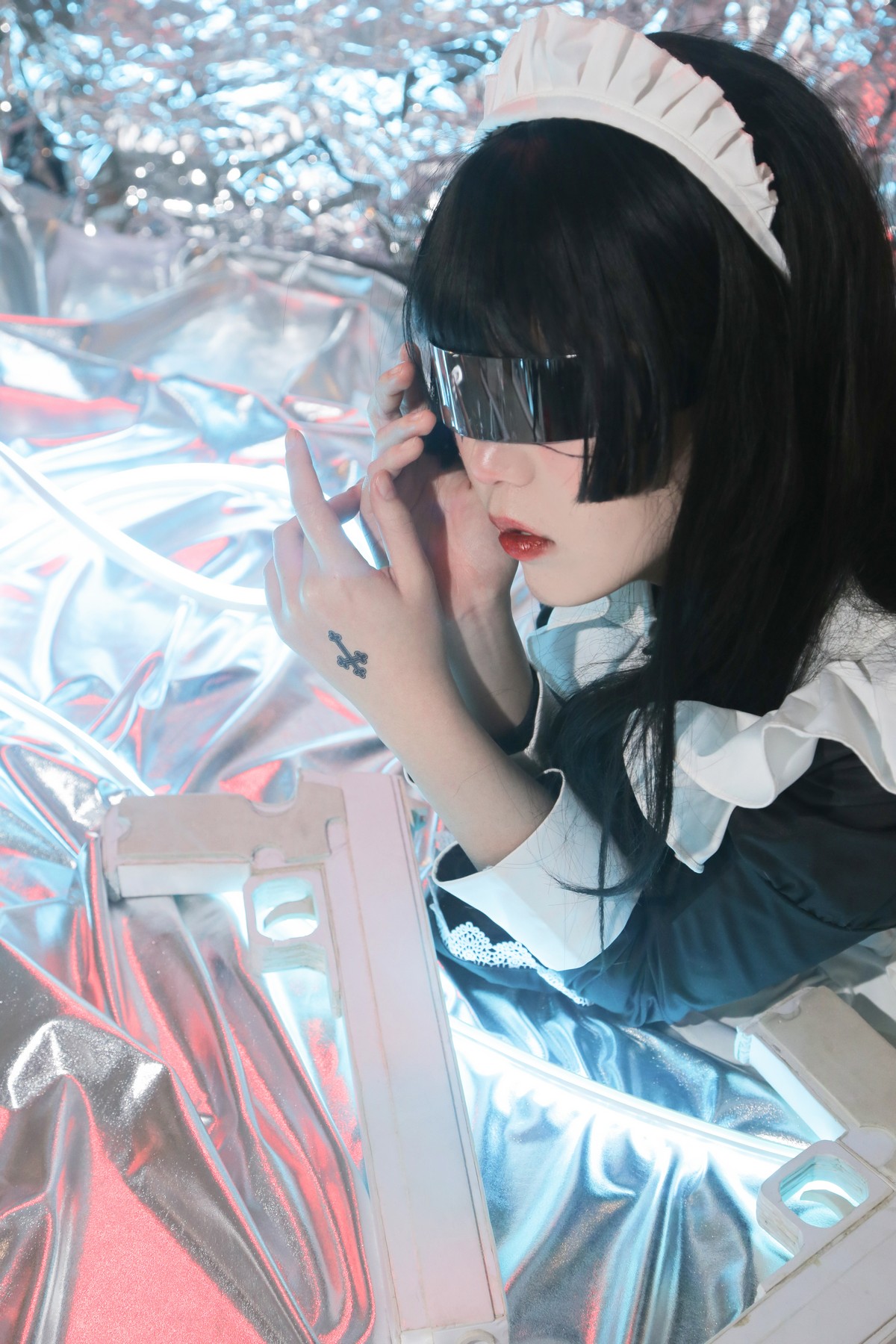 xgyw.top_微博妹子Fushii_海堂生化女仆主题美女战士装扮性感黑白女仆长裙迷人写真46P