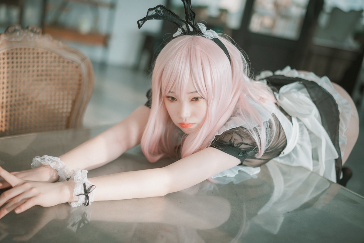 xgyw.top_[DJAWA]No.122_模特Bambi_Sheer Bunny Maid主题薄透服饰配黑丝吊袜秀美腿诱惑写真51P