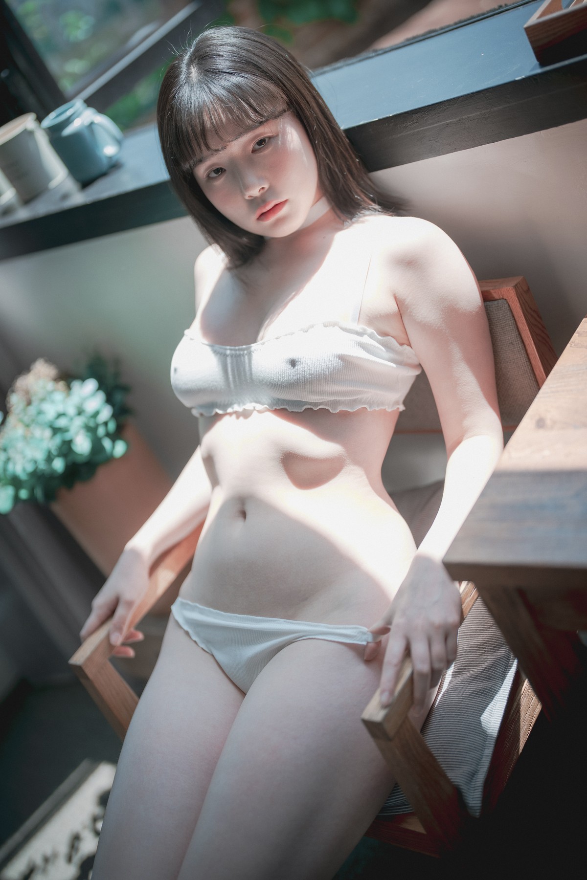 xgyw.top_[DJAWA]No.123_模特PIA_Cozy White主题私房性感白色内衣秀丰满身材撩人诱惑写真77P