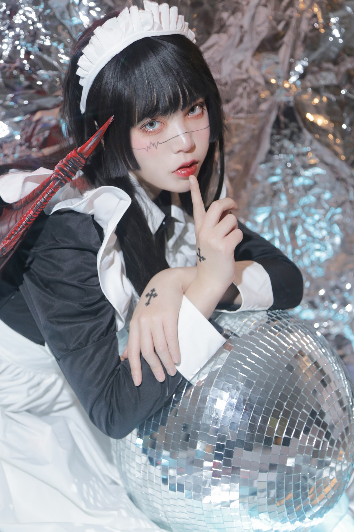 xgyw.top_微博妹子Fushii_海堂生化女仆主题美女战士装扮性感黑白女仆长裙迷人写真46P