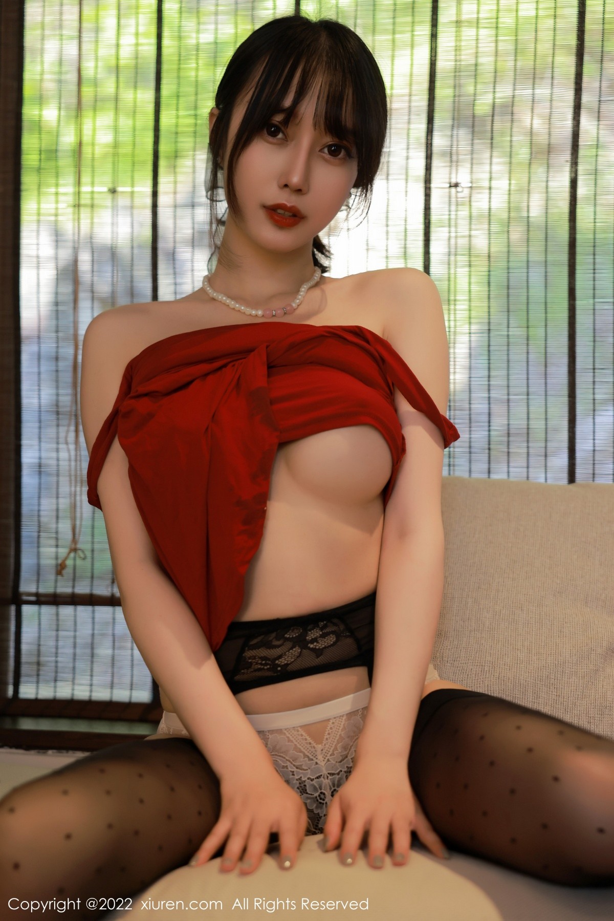 xgyw.top_XiuRen第5231期_模特玥儿玥er澳门旅拍性感红色连衣裙配魅惑黑丝撩人诱惑写真52P