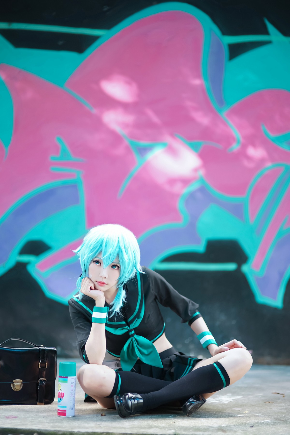 xgyw.top_Coser妹子Ely_eee诗乃JK主题户外性感JK制服配黑丝袜秀完美身材迷人写真36P