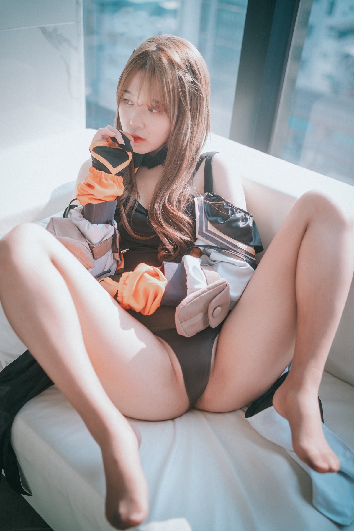 xgyw.top_[DJAWA]No.121_模特Zia_Overheated K2主题性感百褶短裙下破烂黑丝秀翘臀诱惑写真52P