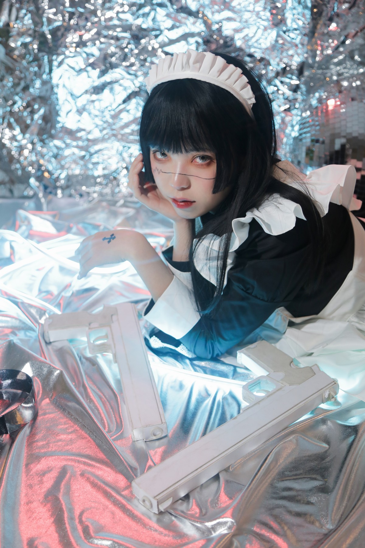 xgyw.top_微博妹子Fushii_海堂生化女仆主题美女战士装扮性感黑白女仆长裙迷人写真46P