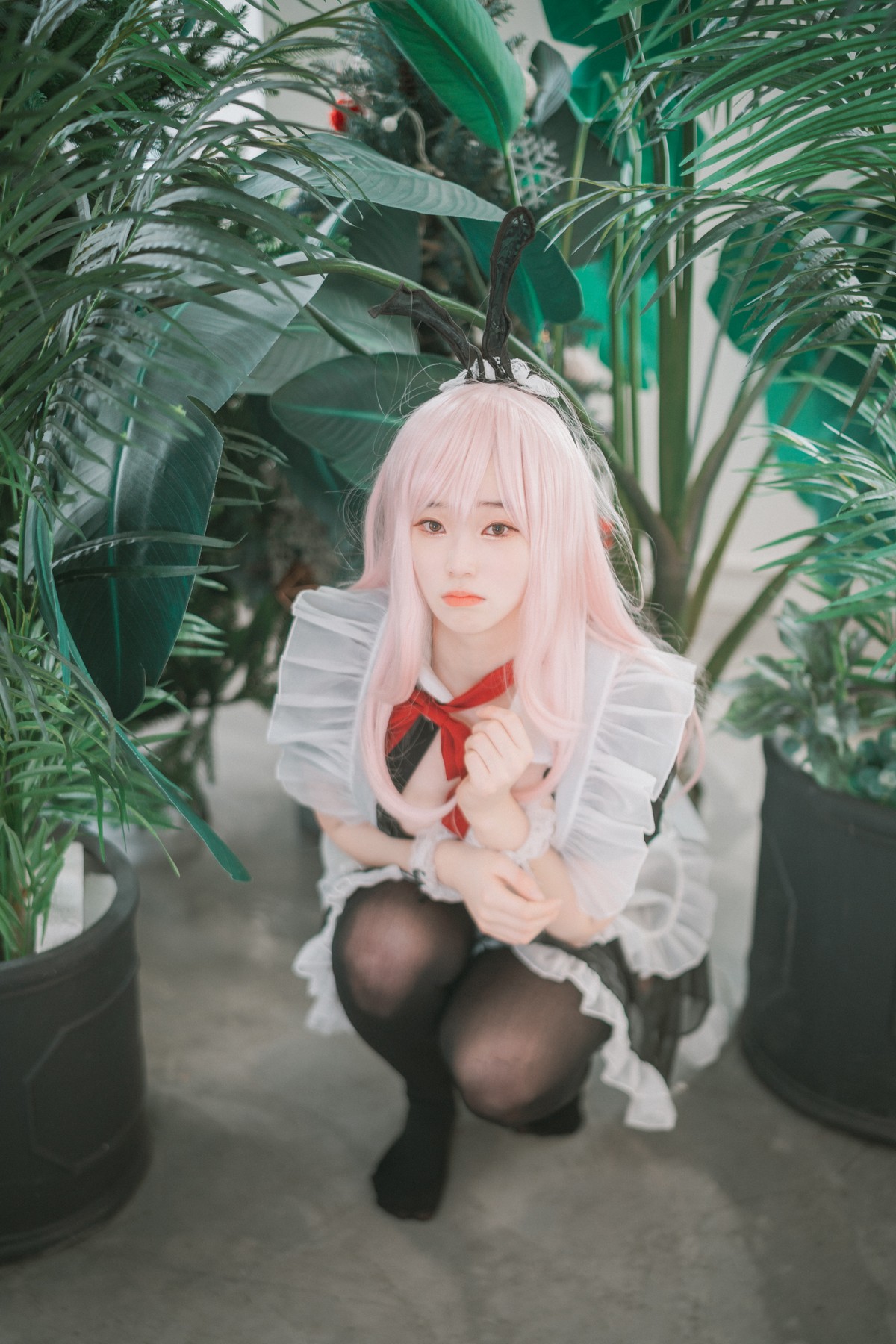 xgyw.top_[DJAWA]No.122_模特Bambi_Sheer Bunny Maid主题薄透服饰配黑丝吊袜秀美腿诱惑写真51P