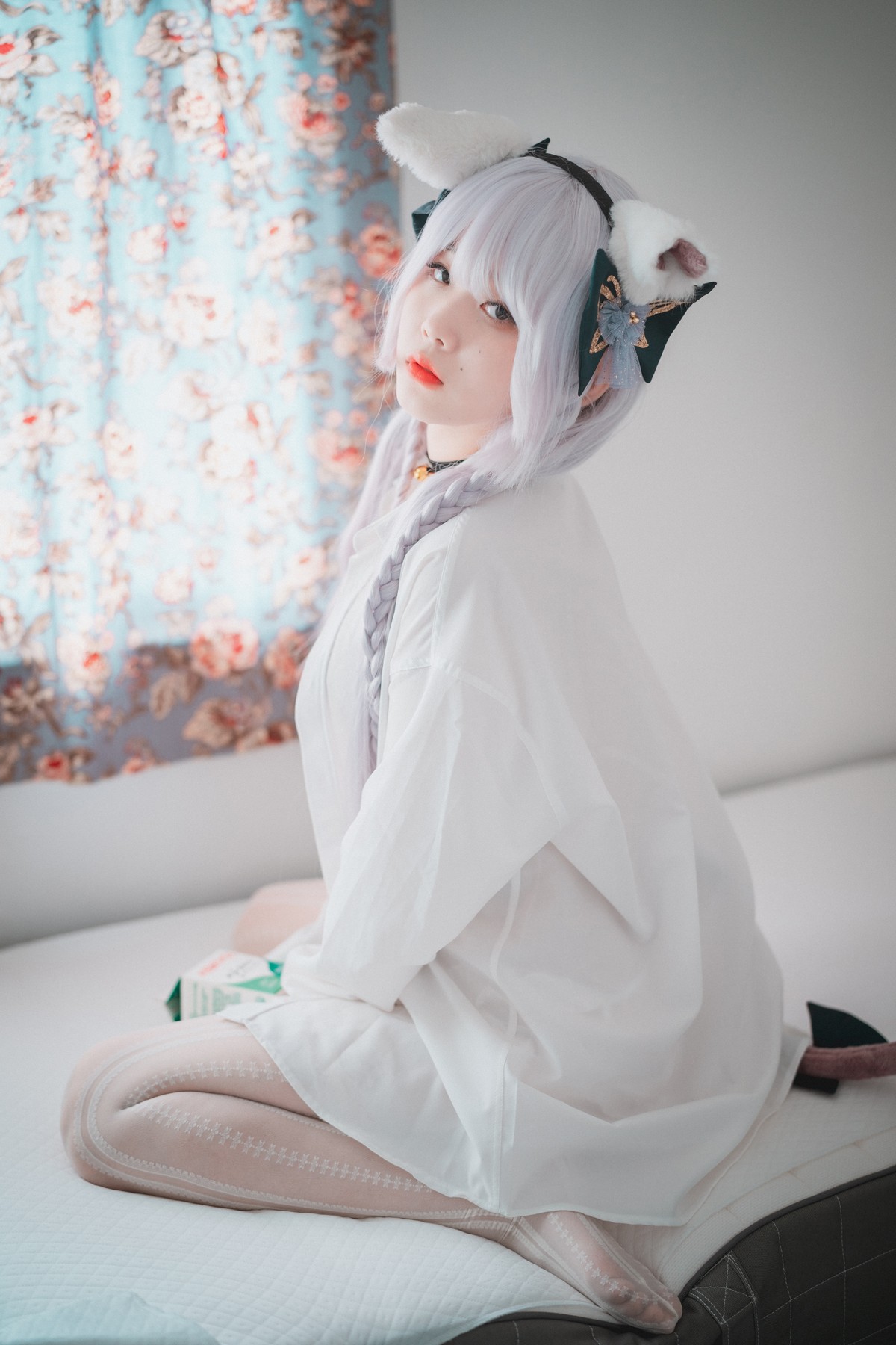 xgyw.top_[DJAWA]No.124_模特Zia_Perrault The Milk Thief主题薄透白衬衫配蕾丝吊袜诱惑写真69P