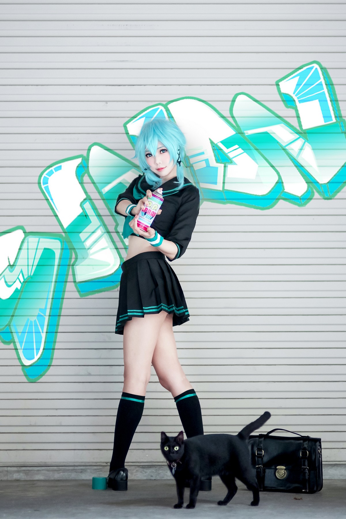 xgyw.top_Coser妹子Ely_eee诗乃JK主题户外性感JK制服配黑丝袜秀完美身材迷人写真36P