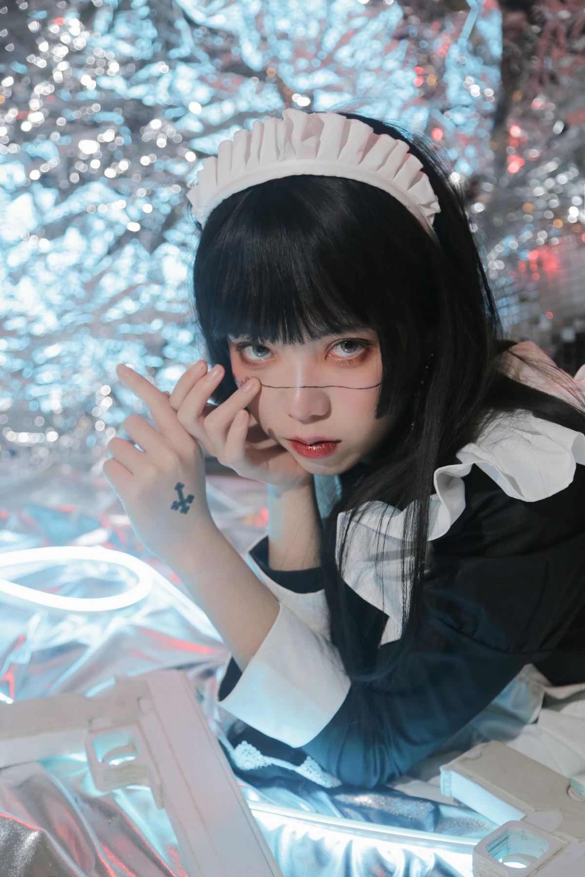 xgyw.top_微博妹子Fushii_海堂生化女仆主题美女战士装扮性感黑白女仆长裙迷人写真46P