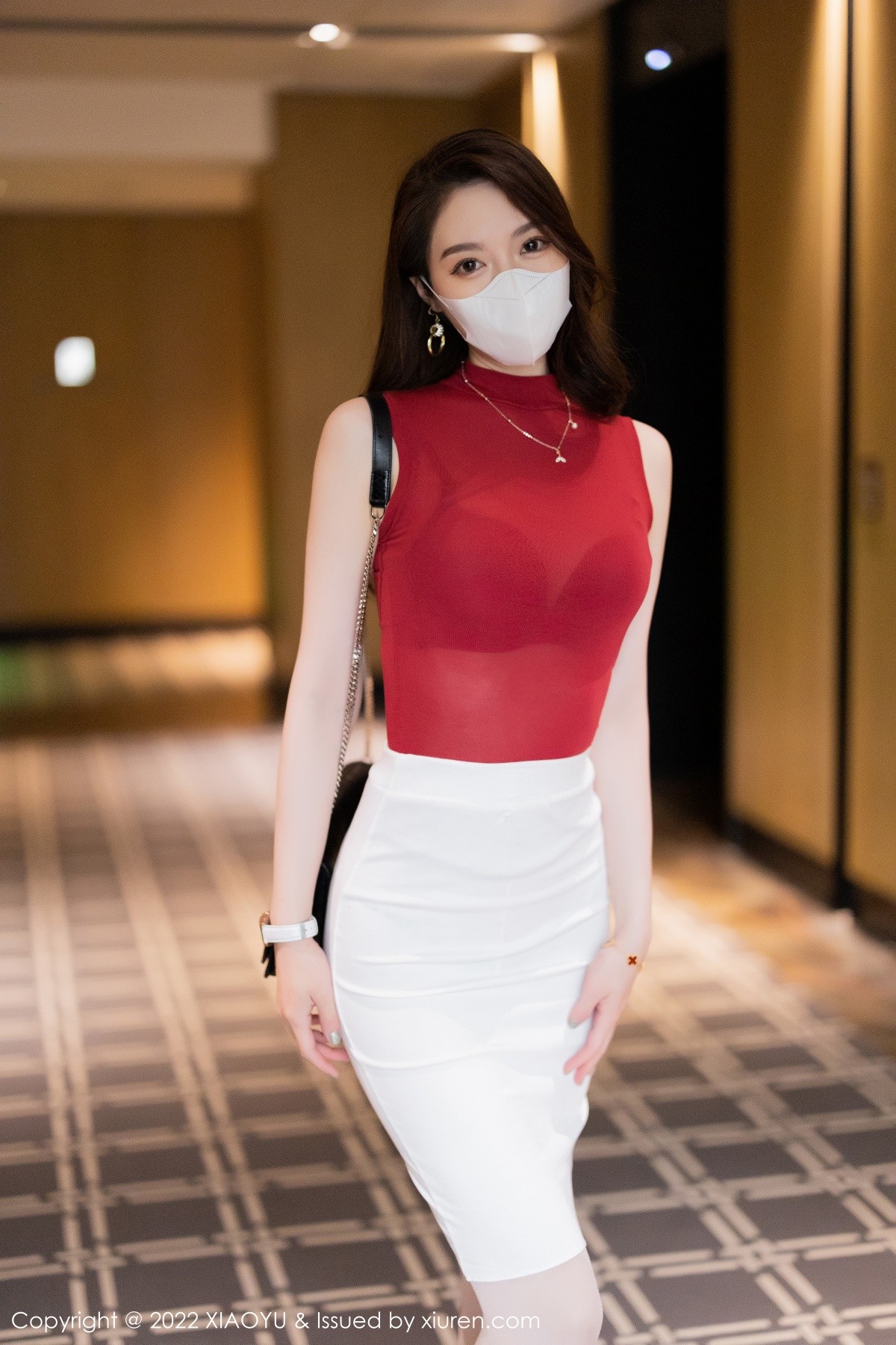xgyw.top_[XiaoYu画语界]Vol.814_模特梦心玥性感收身上衣配白短裙露红色内衣超薄肉丝诱惑写真97P