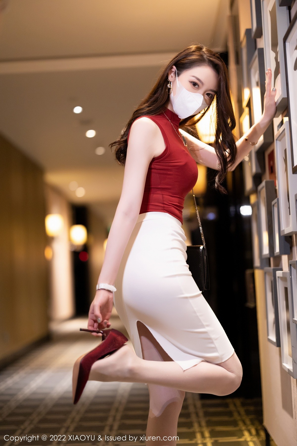 xgyw.top_[XiaoYu画语界]Vol.814_模特梦心玥性感收身上衣配白短裙露红色内衣超薄肉丝诱惑写真97P