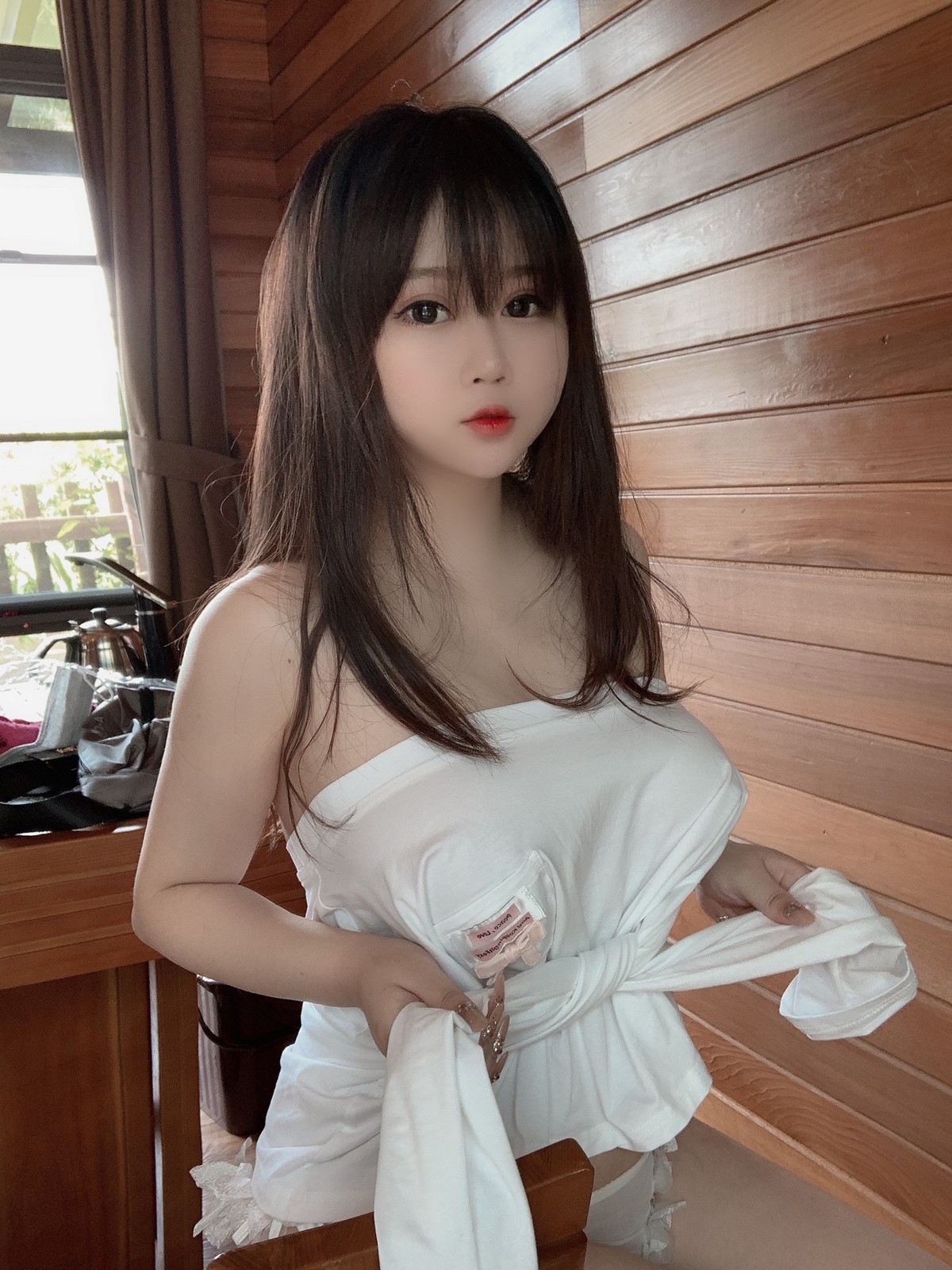 xgyw.top_蜜桃少女是依酱呀夏日主题私房性感白色薄透情趣内衣秀完美身材惹火诱惑写真50P