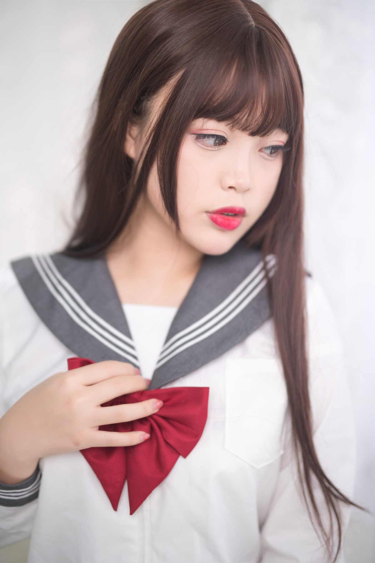 xgyw.top_萌系小姐姐白烨黑丝制服少女主题私房性感学生制服配超薄黑丝秀美腿诱惑写真60P