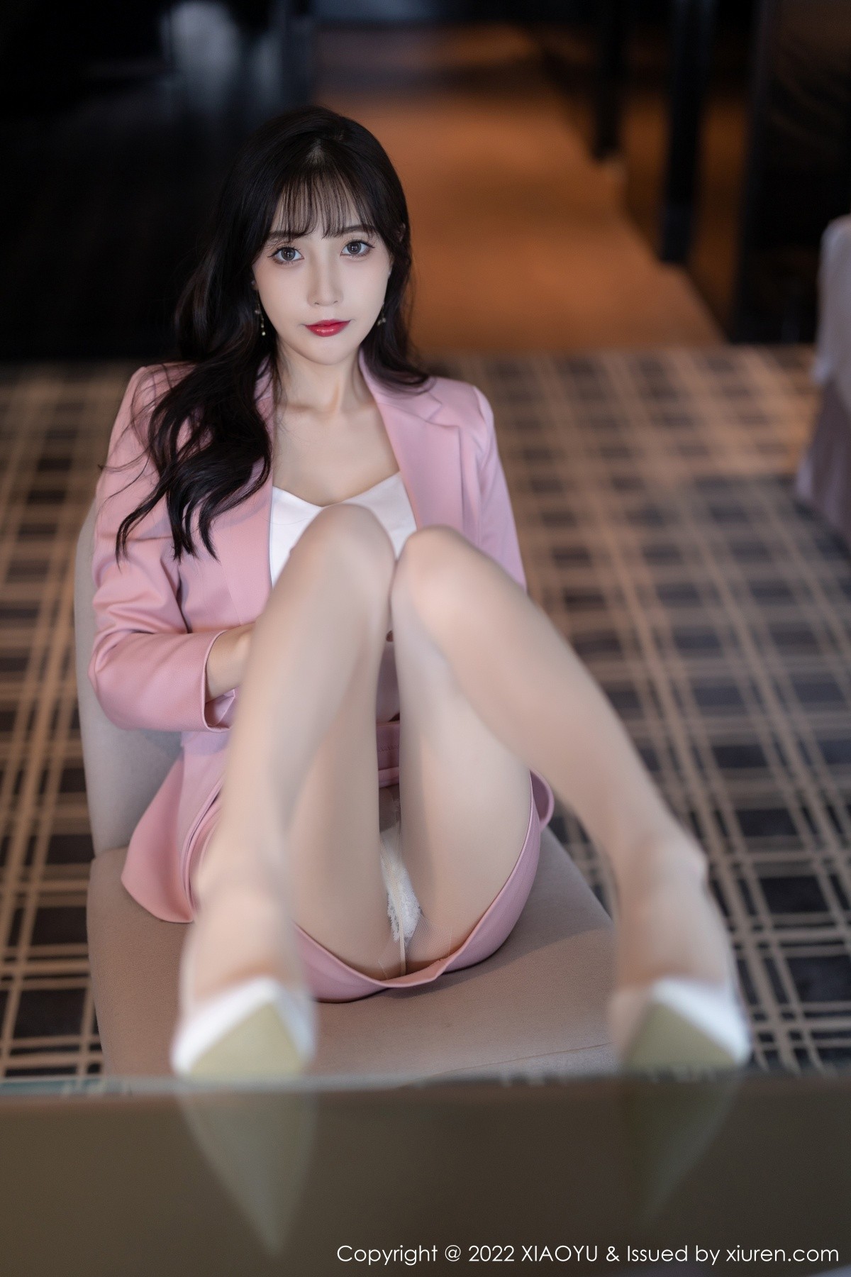 xgyw.top_[XiaoYu画语界]Vol.815_模特林星阑脱粉色职业装露性感白色蕾丝内衣配超薄肉丝诱惑写真86P