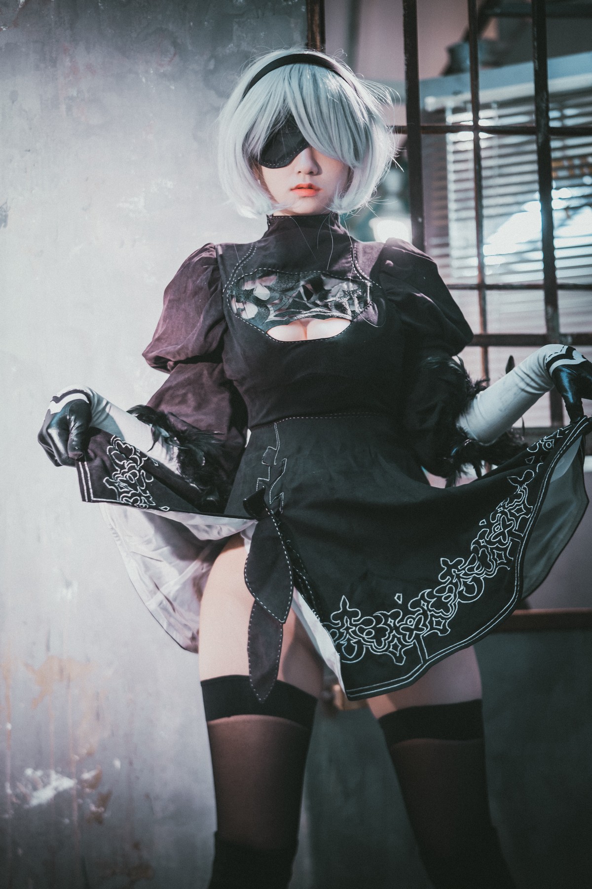 xgyw.top_[DJAWA]No.131_模特Jenny_NieR Automata 2B主题黑色服饰露白色内裤秀翘臀诱惑写真47P