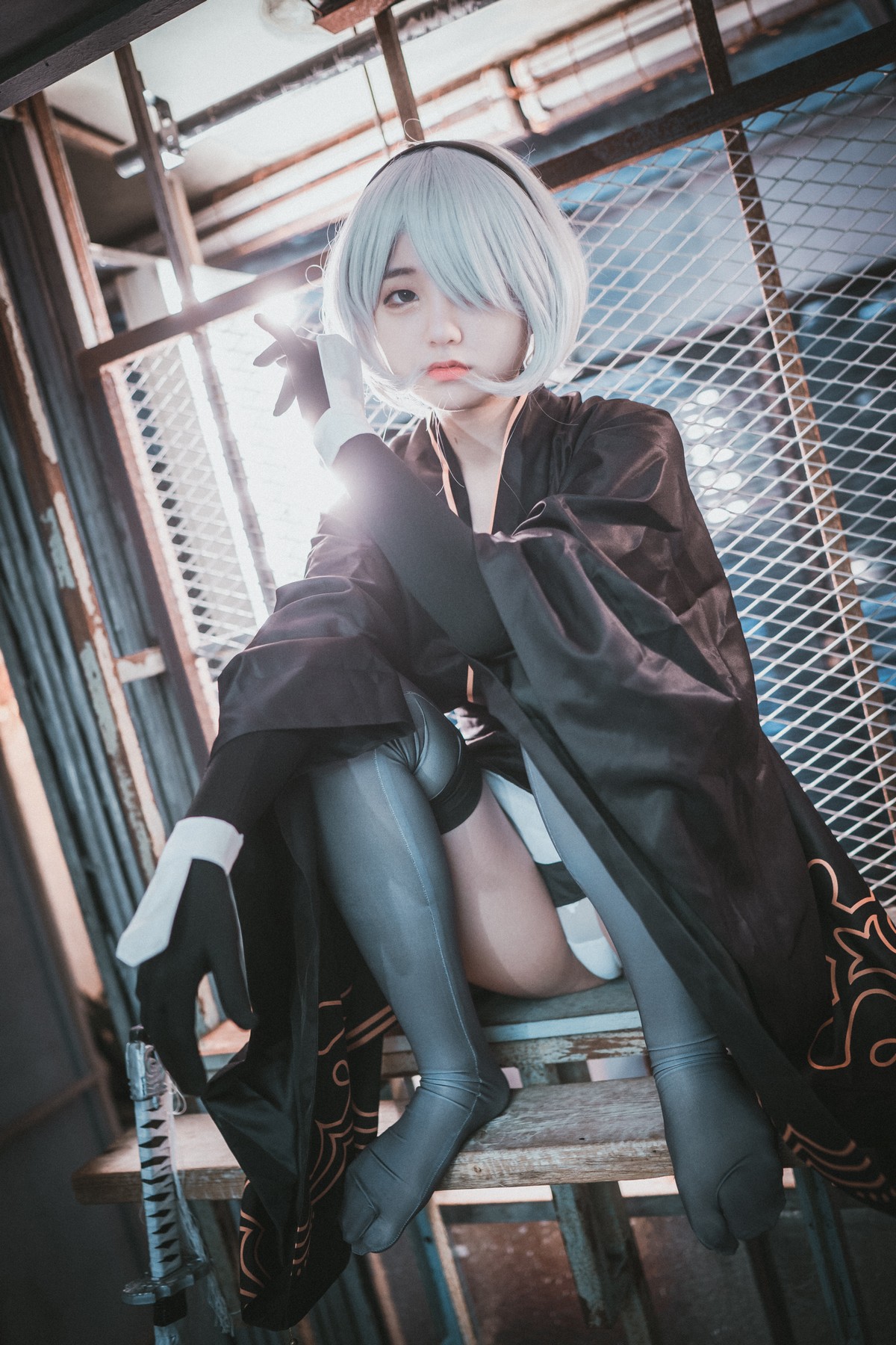 xgyw.top_[DJAWA]No.131_模特Jenny_NieR Automata 2B主题黑色服饰露白色内裤秀翘臀诱惑写真47P