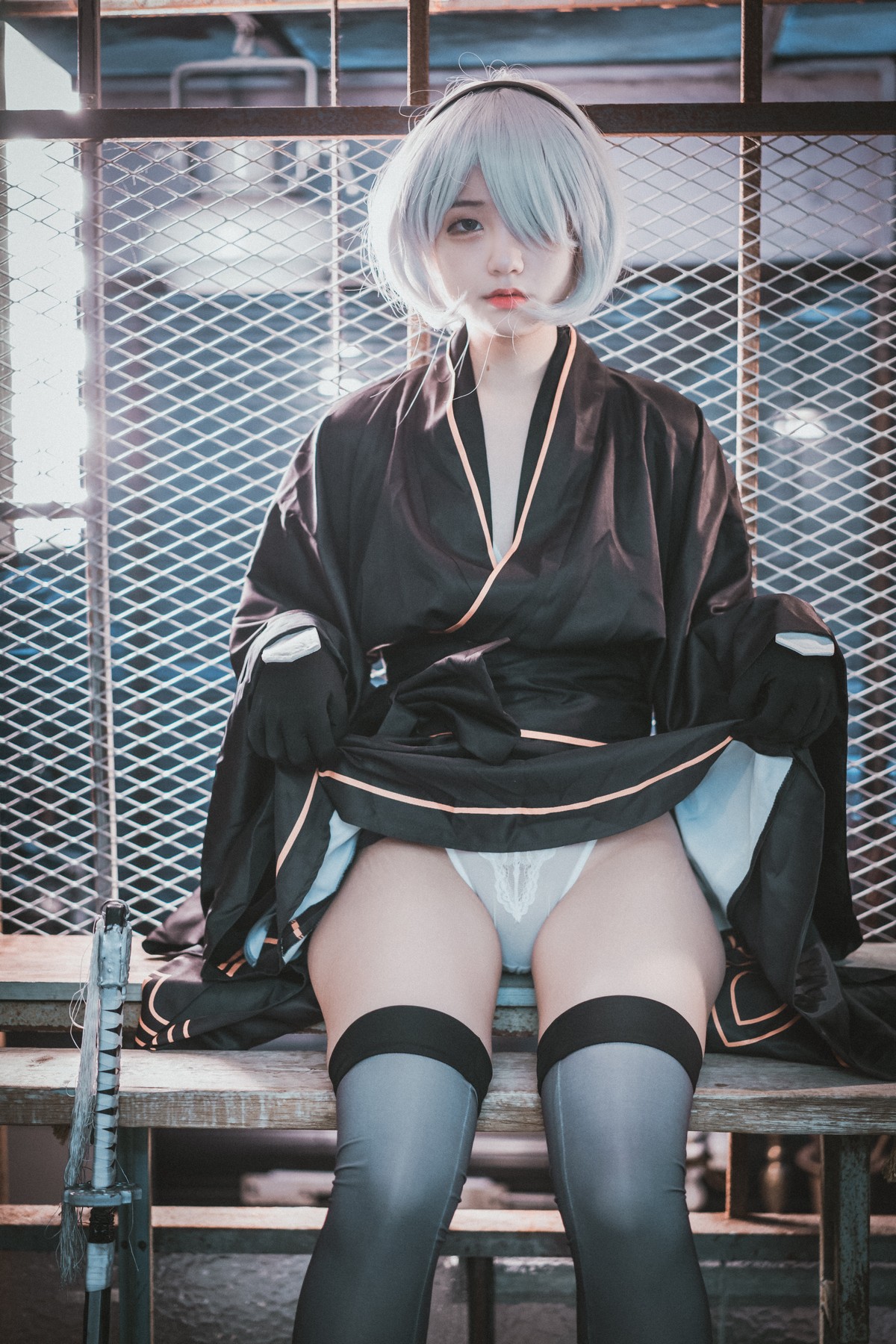xgyw.top_[DJAWA]No.131_模特Jenny_NieR Automata 2B主题黑色服饰露白色内裤秀翘臀诱惑写真47P