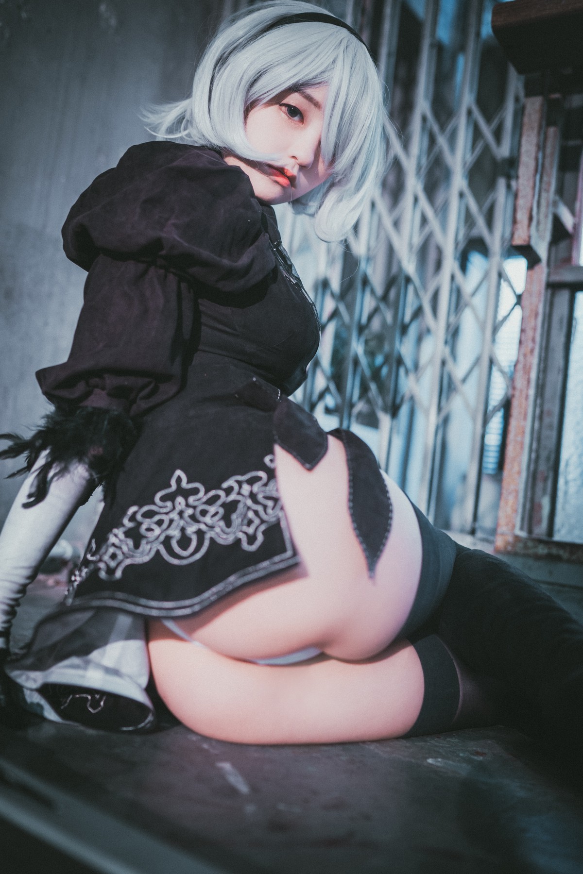 xgyw.top_[DJAWA]No.131_模特Jenny_NieR Automata 2B主题黑色服饰露白色内裤秀翘臀诱惑写真47P