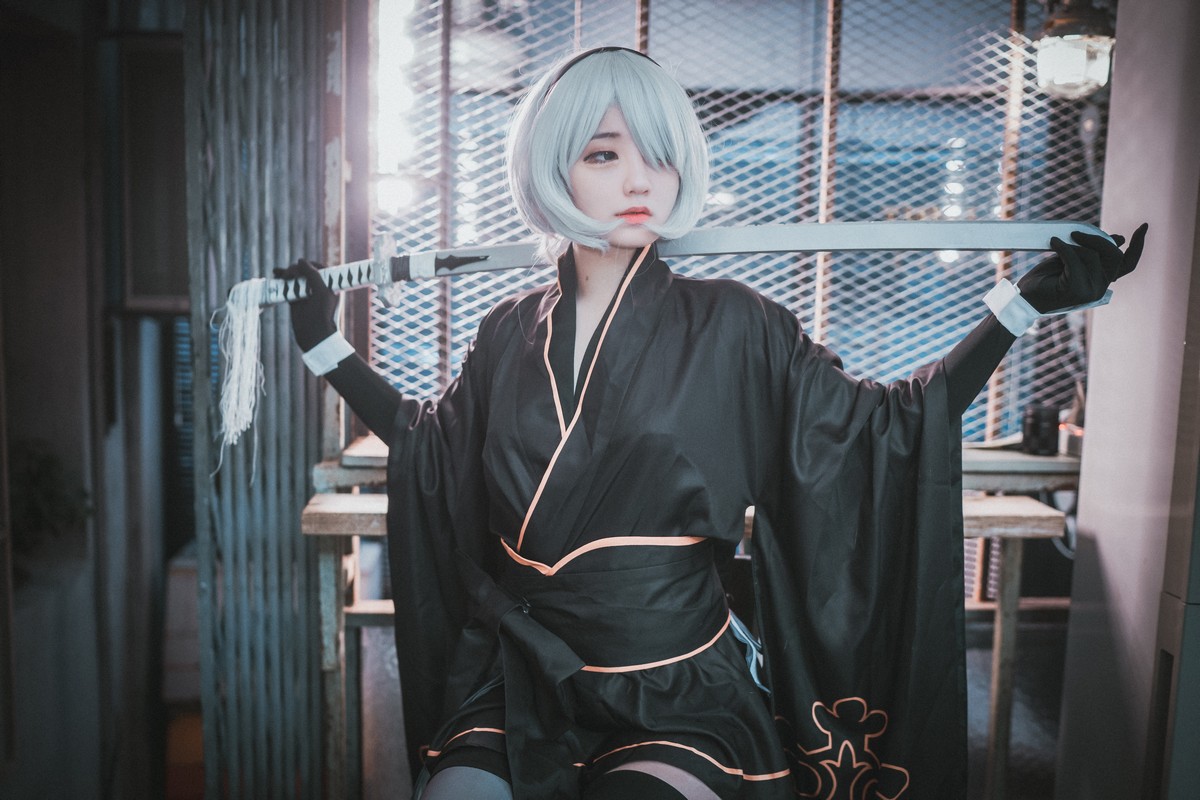 xgyw.top_[DJAWA]No.131_模特Jenny_NieR Automata 2B主题黑色服饰露白色内裤秀翘臀诱惑写真47P
