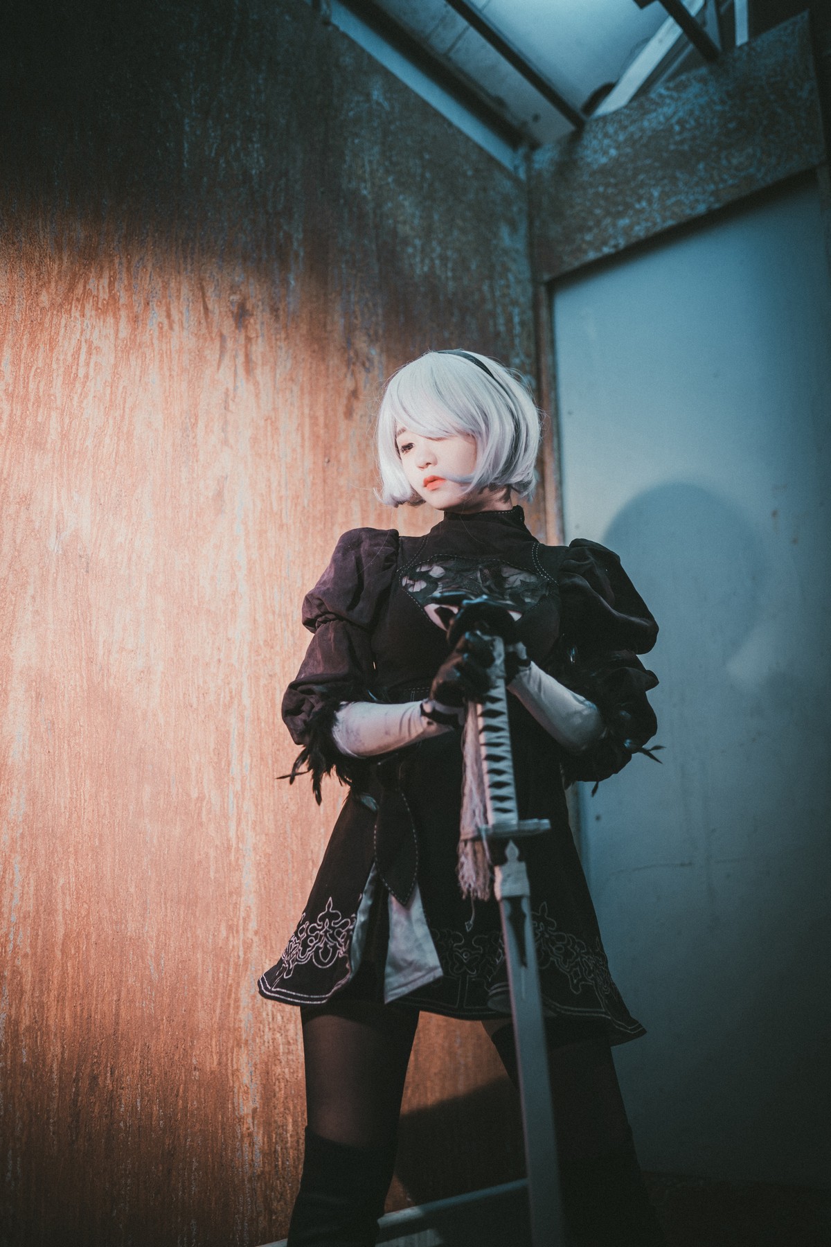 xgyw.top_[DJAWA]No.131_模特Jenny_NieR Automata 2B主题黑色服饰露白色内裤秀翘臀诱惑写真47P