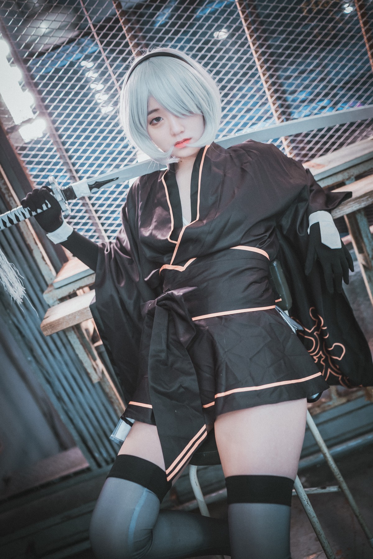 xgyw.top_[DJAWA]No.131_模特Jenny_NieR Automata 2B主题黑色服饰露白色内裤秀翘臀诱惑写真47P