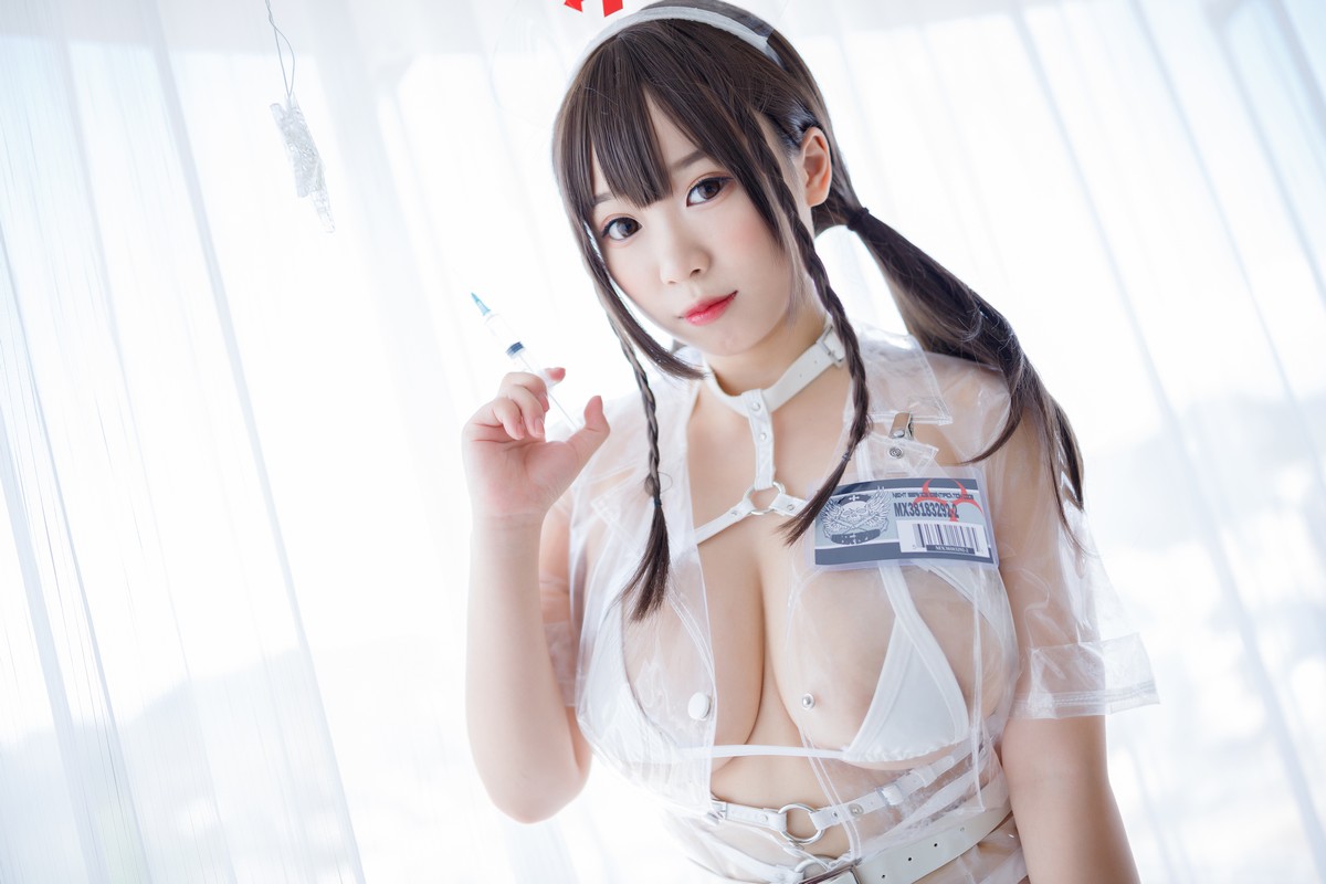 xgyw.top_网络美女胡桃猫Kurumineko透明护士主题透明装露白色带子内衣丰满诱惑写真178P