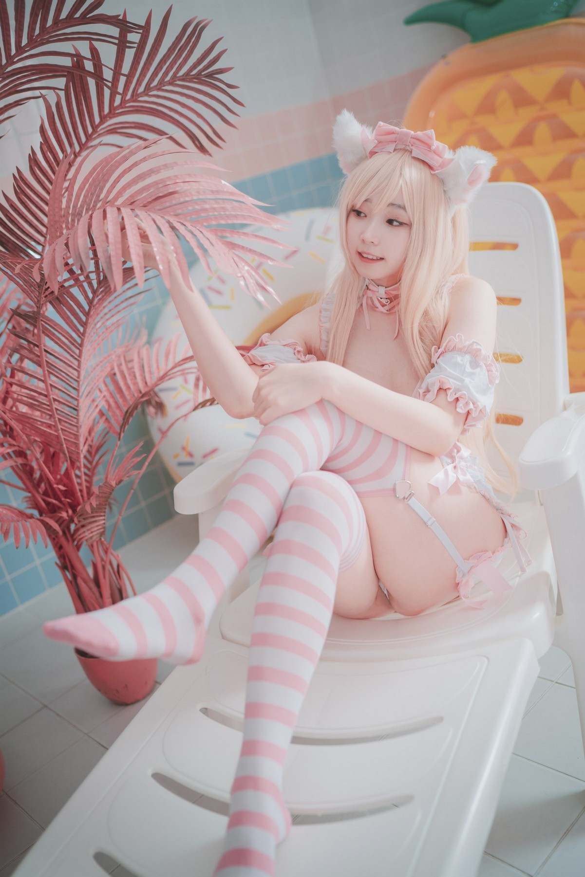 xgyw.top_[DJAWA]No.137_模特BamBi_Ángel de Rosa主题私房性感内衣配白丝袜迷人诱惑写真49P