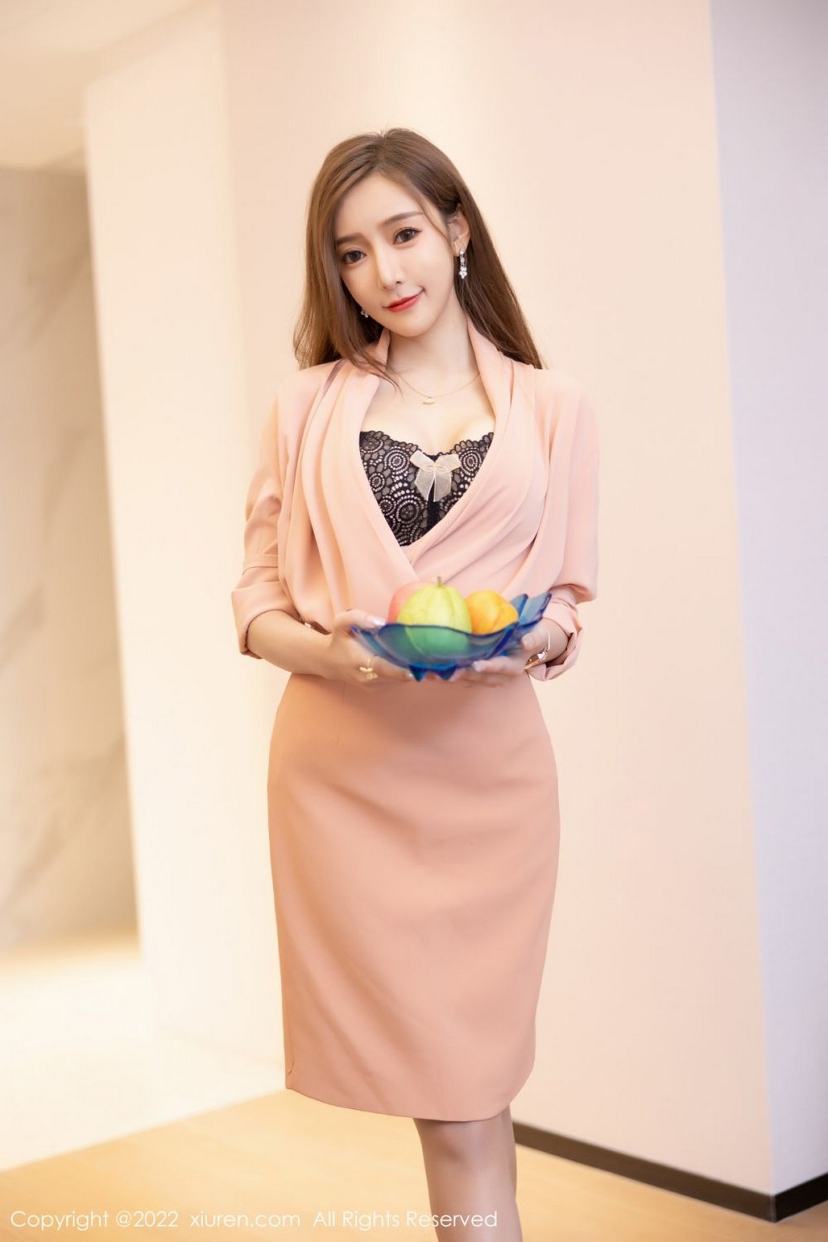 xgyw.top_XiuRen第5257期_女神王馨瑶yanni粉色套装半脱露黑色蕾丝内衣超薄肉丝诱惑写真86P