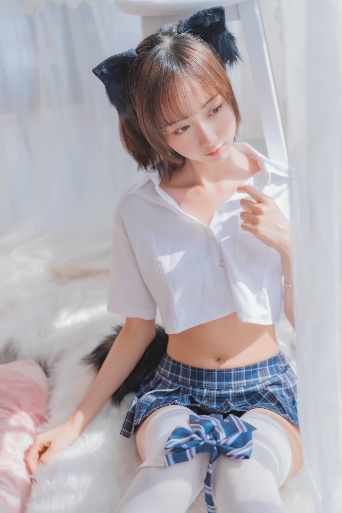 xgyw.top_萌系小姐姐木绵绵OwO怀中猫主题私房猫女郎装扮性感短裙秀翘臀撩人诱惑写真68P