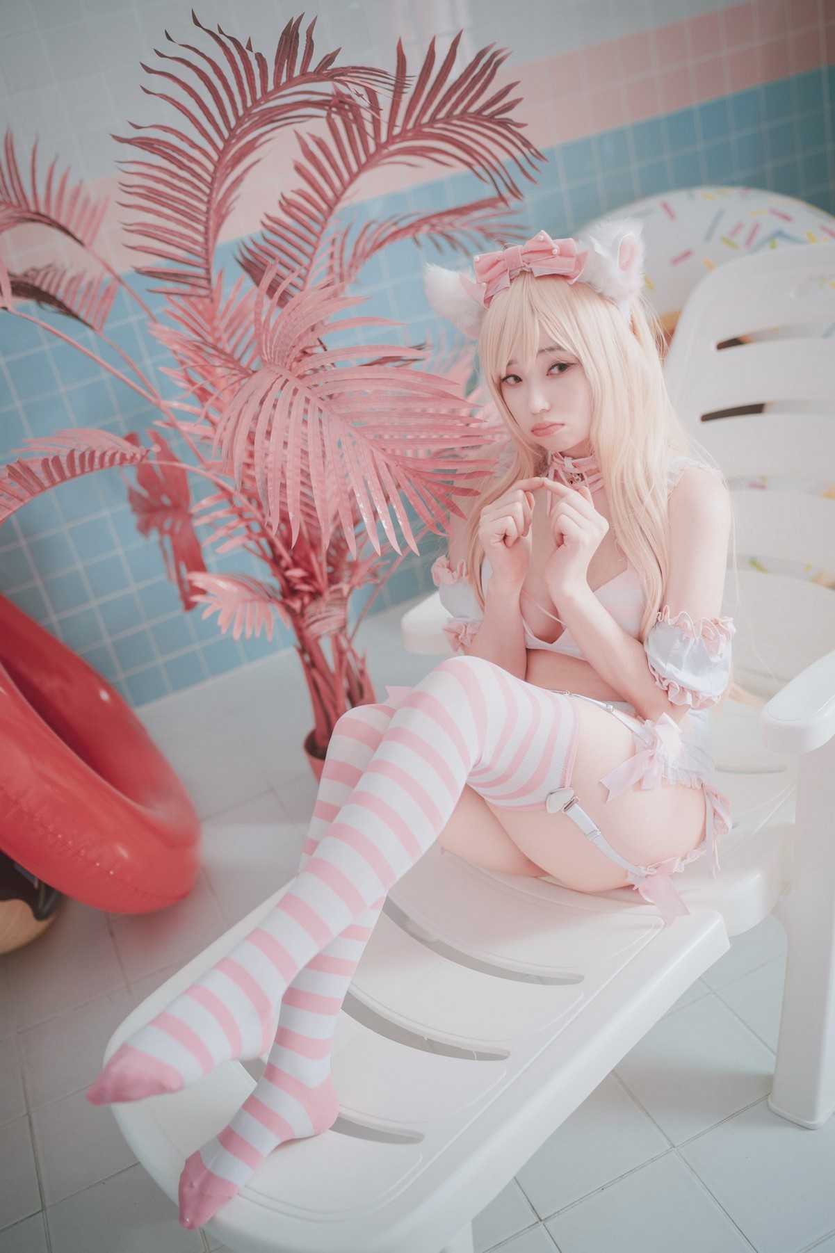 xgyw.top_[DJAWA]No.137_模特BamBi_Ángel de Rosa主题私房性感内衣配白丝袜迷人诱惑写真49P