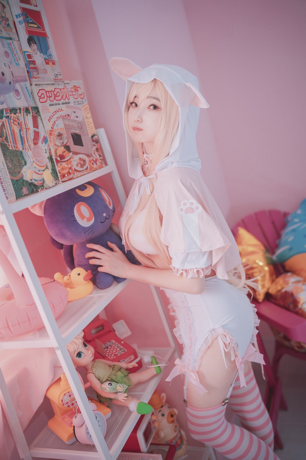 xgyw.top_[DJAWA]No.137_模特BamBi_Ángel de Rosa主题私房性感内衣配白丝袜迷人诱惑写真49P