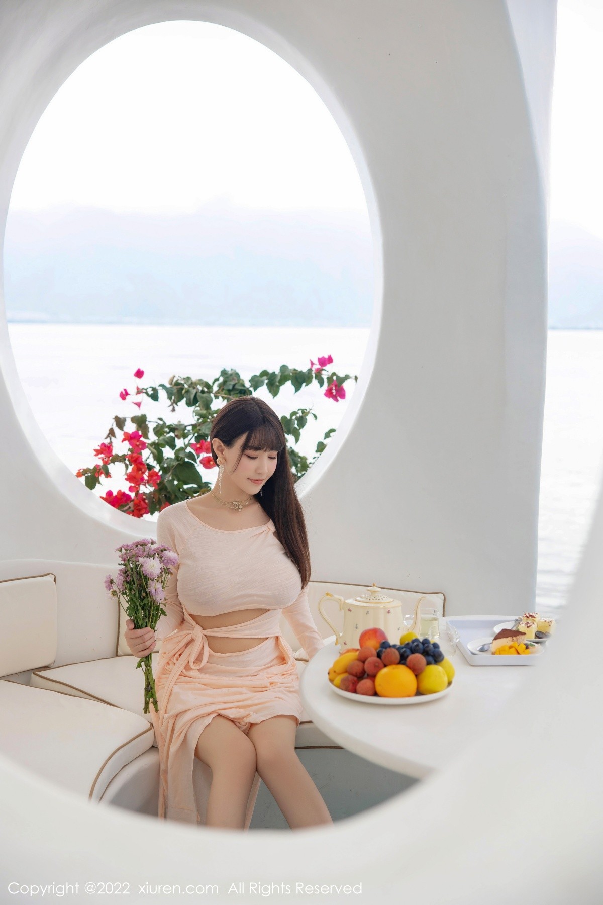xgyw.top_XiuRen第5248期_女神朱可儿Flora大理旅拍浅色镂空连衣裙配超薄肉丝撩人诱惑写真90P