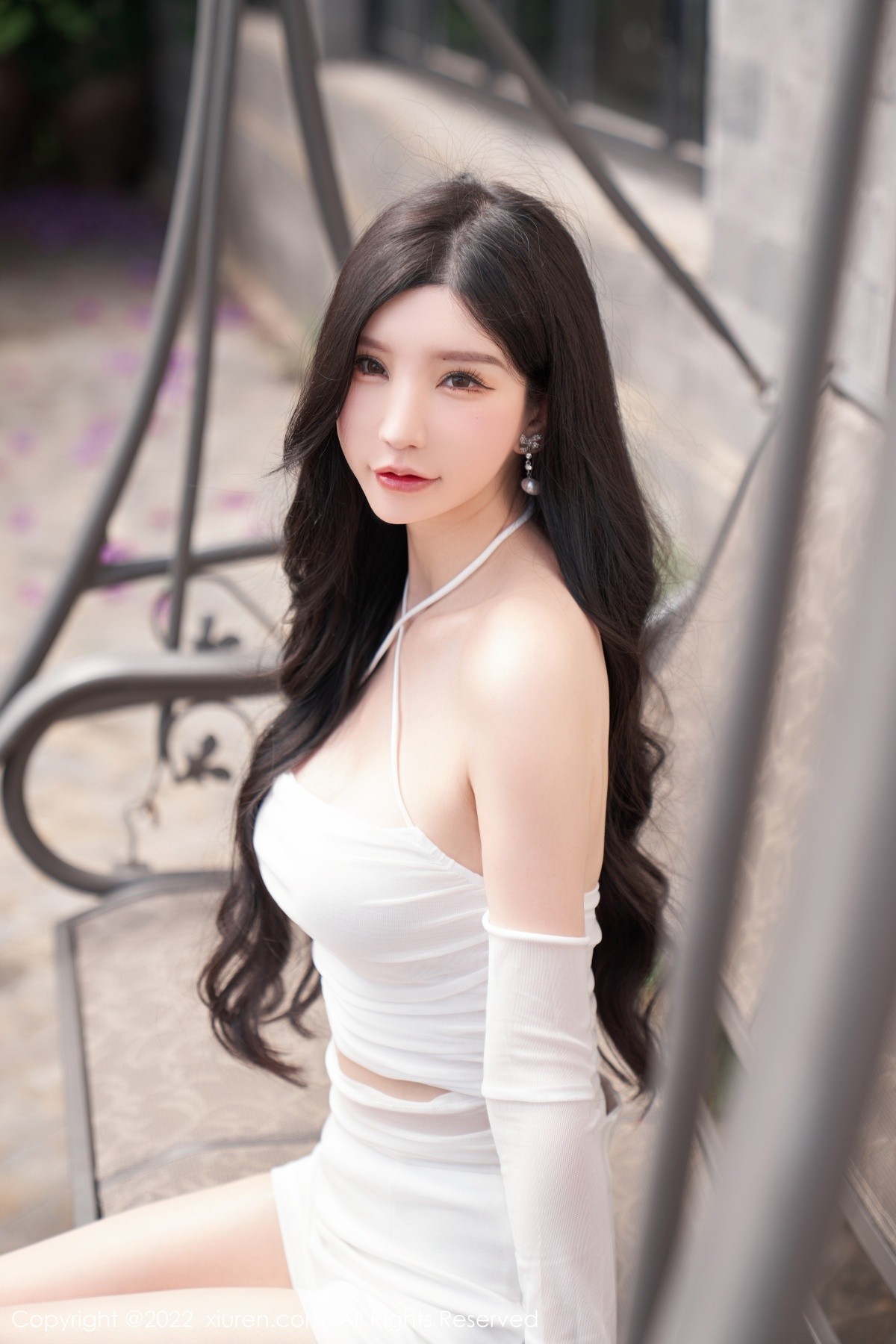 xgyw.top_XiuRen第5271期_女神周于希Sally心愿旅拍户外白色轻透服饰秀完美身材诱惑写真89P