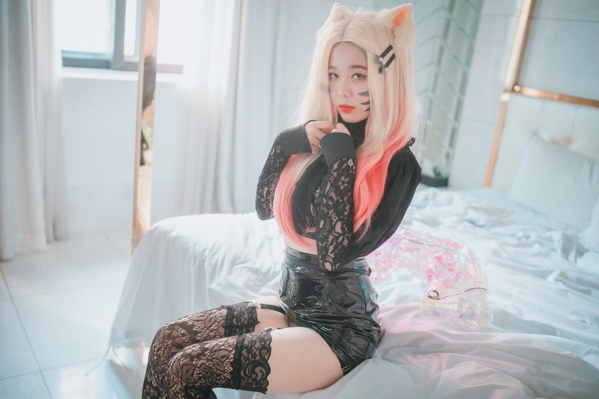 xgyw.top_[DJAWA]No.136_模特Zia_Ahri The Baddest主题半脱露缕空内衣配丁字裤撩人诱惑写真118P