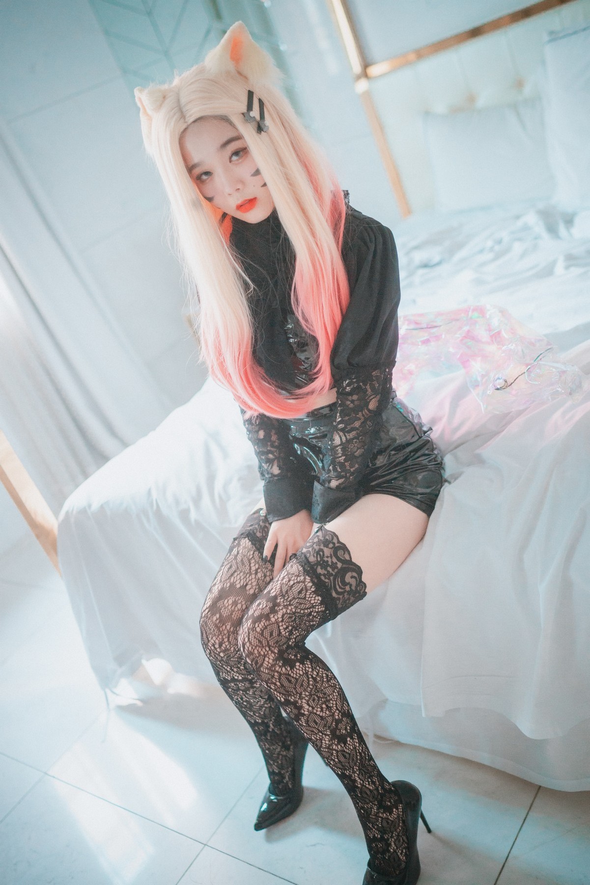 xgyw.top_[DJAWA]No.136_模特Zia_Ahri The Baddest主题半脱露缕空内衣配丁字裤撩人诱惑写真118P