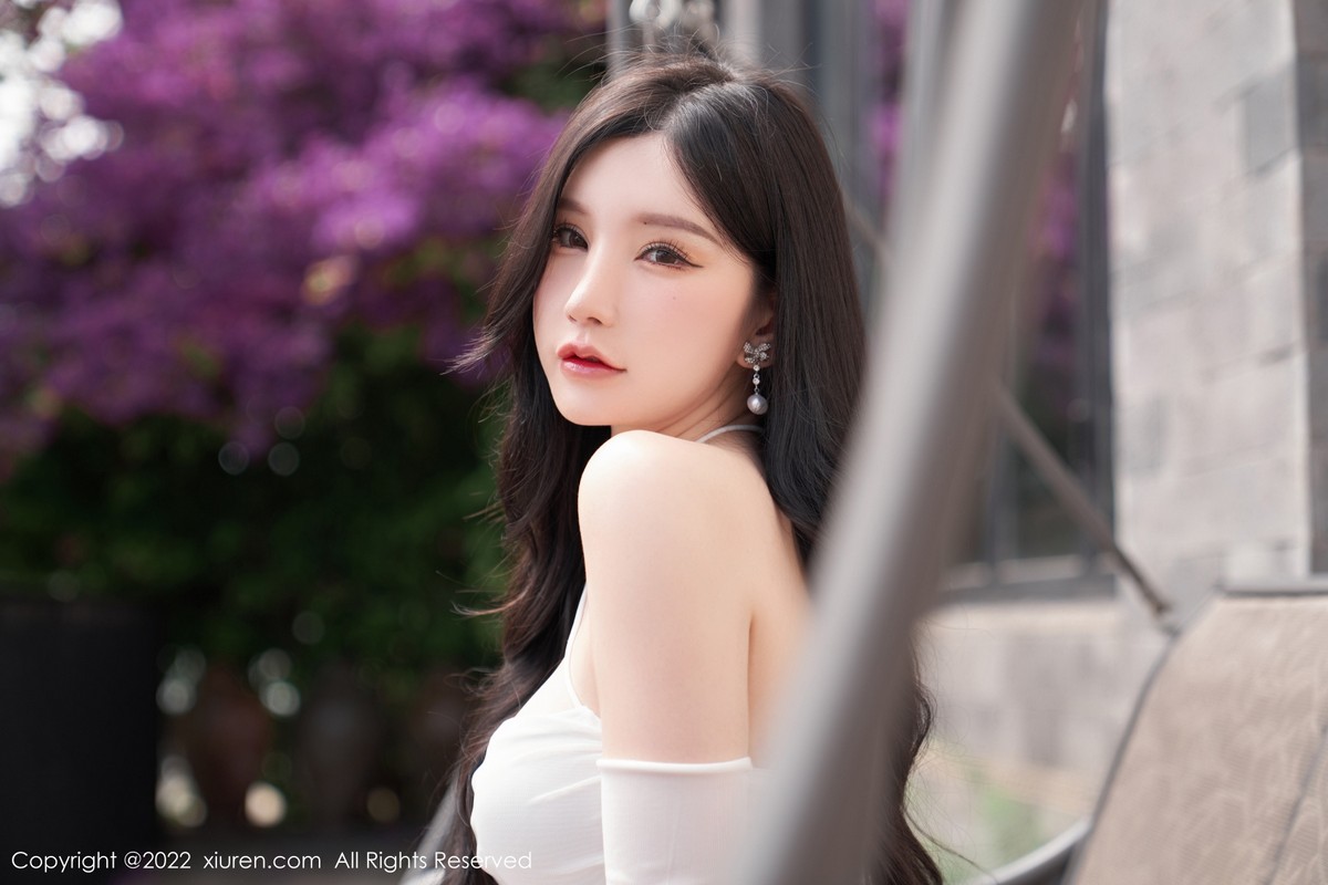 xgyw.top_XiuRen第5271期_女神周于希Sally心愿旅拍户外白色轻透服饰秀完美身材诱惑写真89P