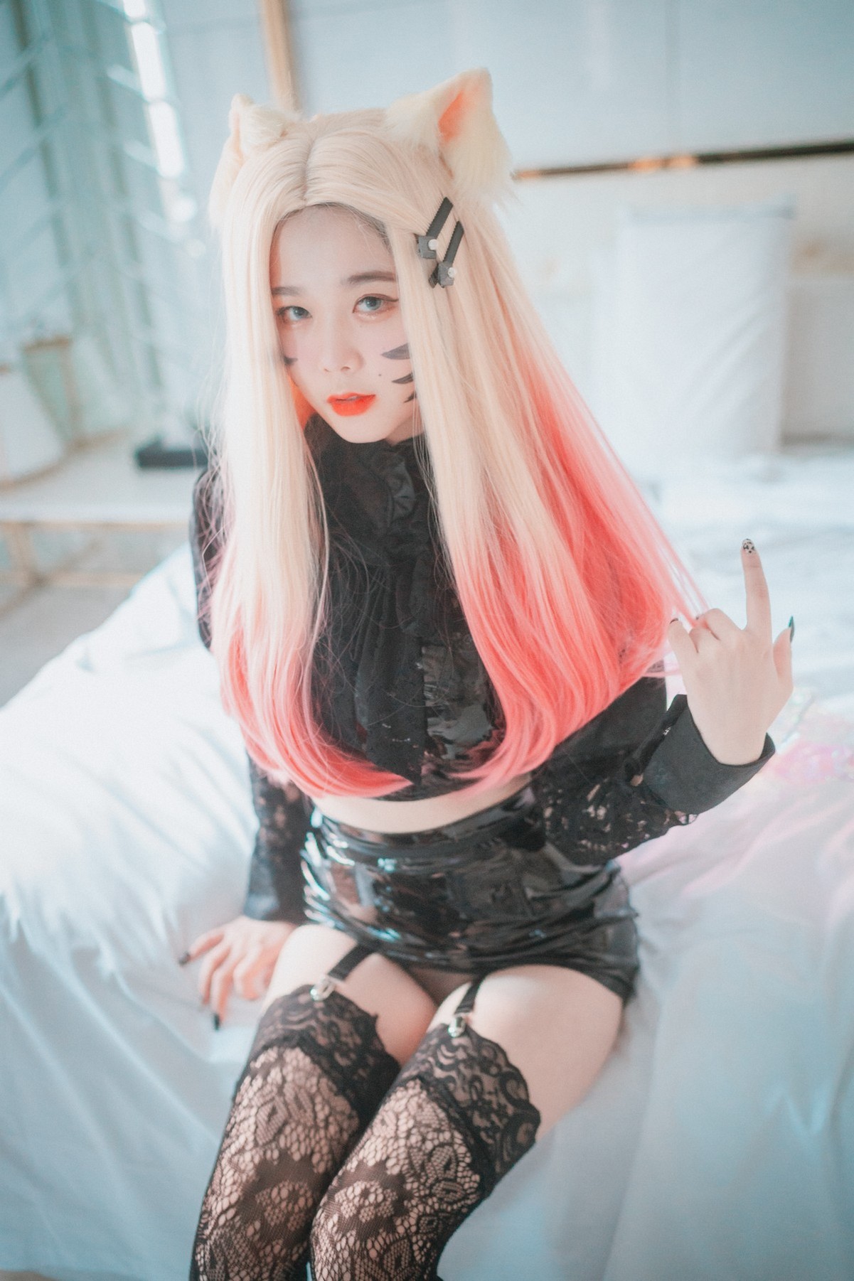 xgyw.top_[DJAWA]No.136_模特Zia_Ahri The Baddest主题半脱露缕空内衣配丁字裤撩人诱惑写真118P